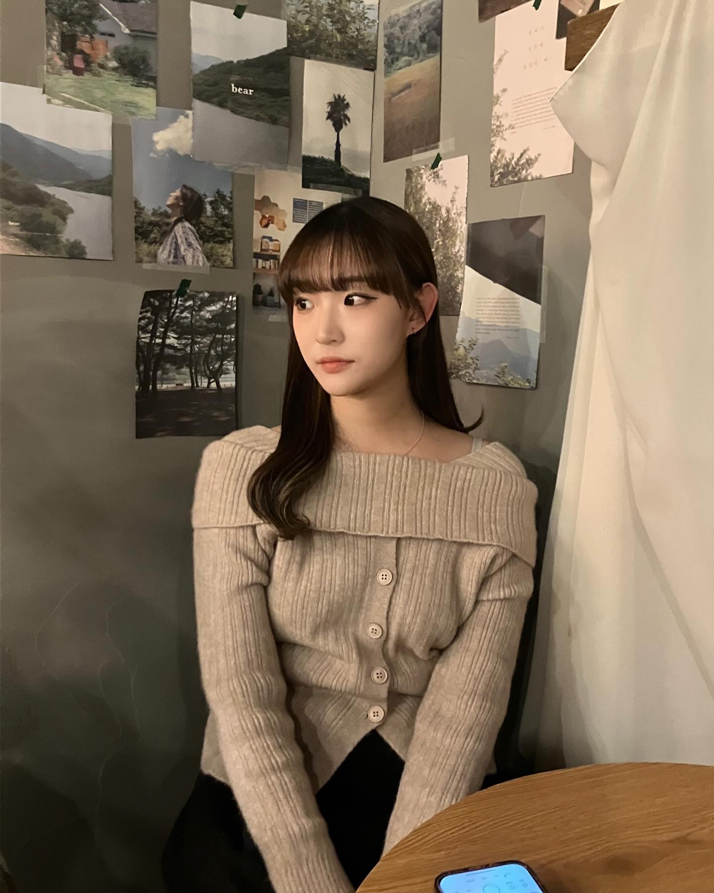 -
한동안 쉬었던 속눈썹 펌 ••• 👀
새해 기념으로 오랜만에 “ 태크니끄 울산점 “ 에서 속눈썹 펌 다시 받아써요 ♡
다 끊어진 속눈썹 때문에 걱정 많이 했는데 눈 앞뒤 한올한올까지 꼼꼼하게 바짝 올려주셔서 너무 행복 ,, ｡•.+*
다들 속눈썹 펌은 태크니끄 하세요 ! ! ✨

📍 태크니끄 울산점
울산 남구 왕생로66번길 28-1 5층
👑 t.c.n.q_ulsan