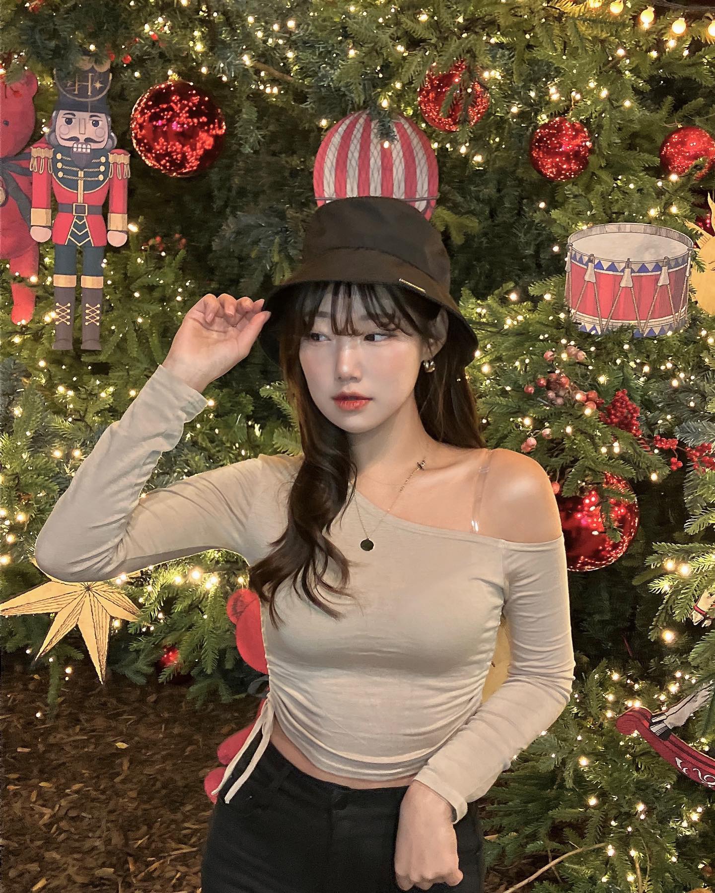 나 조금 마법사같을지도 ? 🧸🎩🎁
-
-
🏷️BRAND: repere_official

🏷️PRODUCT: 엘고트 나일론 버킷햇 (black)

📍현대백화점 무역센터점 thehyundai_tradecenter