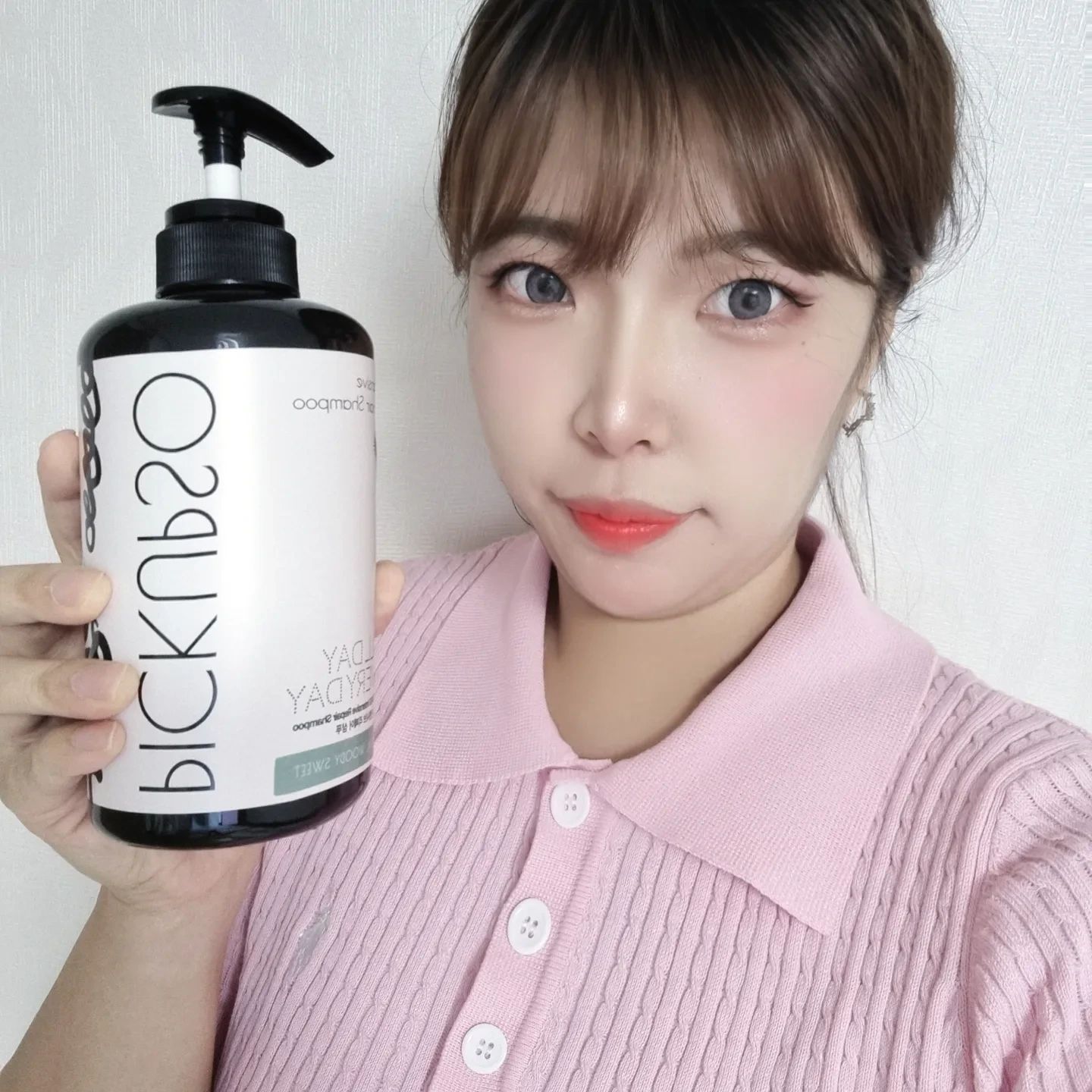 #협찬
🖤픽업소 탈모증상완화샴푸🖤

탈모고민이 많아 항상 탈모샴푸를 쓰는데요
식약처에서 인증한 탈모증상완화 기능성샴푸에요
30가지 이상의 자연유래 성분으로 모발에 영양공급해주는건
물론이고 유니크한 디자인으로 인테리어 소품으로도 💯

신세계라이브쇼핑에서 런칭하여 판매중이니 참고하세용😉
풍성한 거품과 시원하게 두피도 세정해주니까
꼭 써보시라요~😍

#픽업소#탈모증상완화샴푸
#탈모샴푸#탈모샴푸추천#헤어브러쉬
#모발케어#손상모발케어#자연유래성분#두피케어
#두피관리#두피향기#욕실인테리어#향기좋은샴푸
#집들이선물pickupso_official