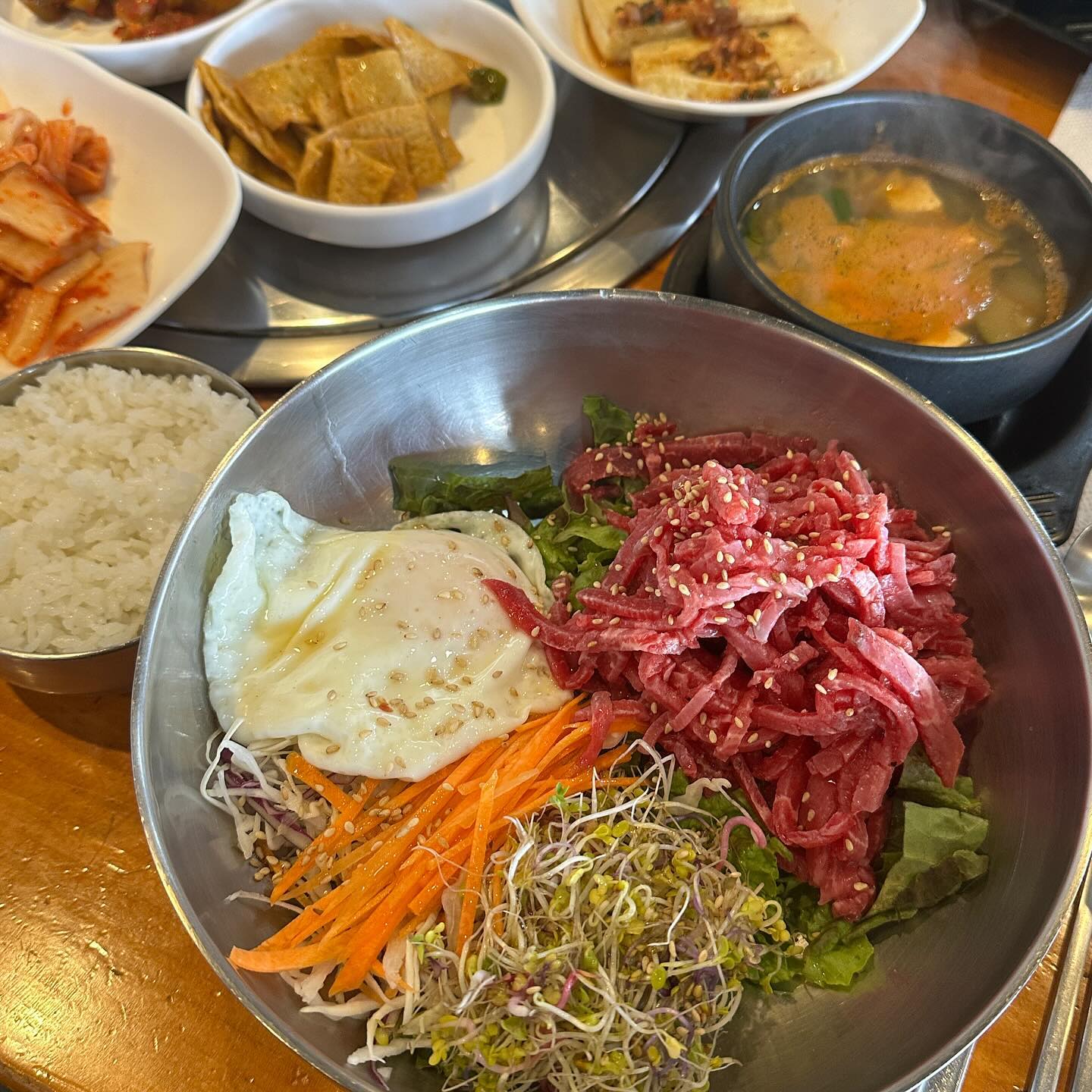 #이조갈비 #육회비빔밥