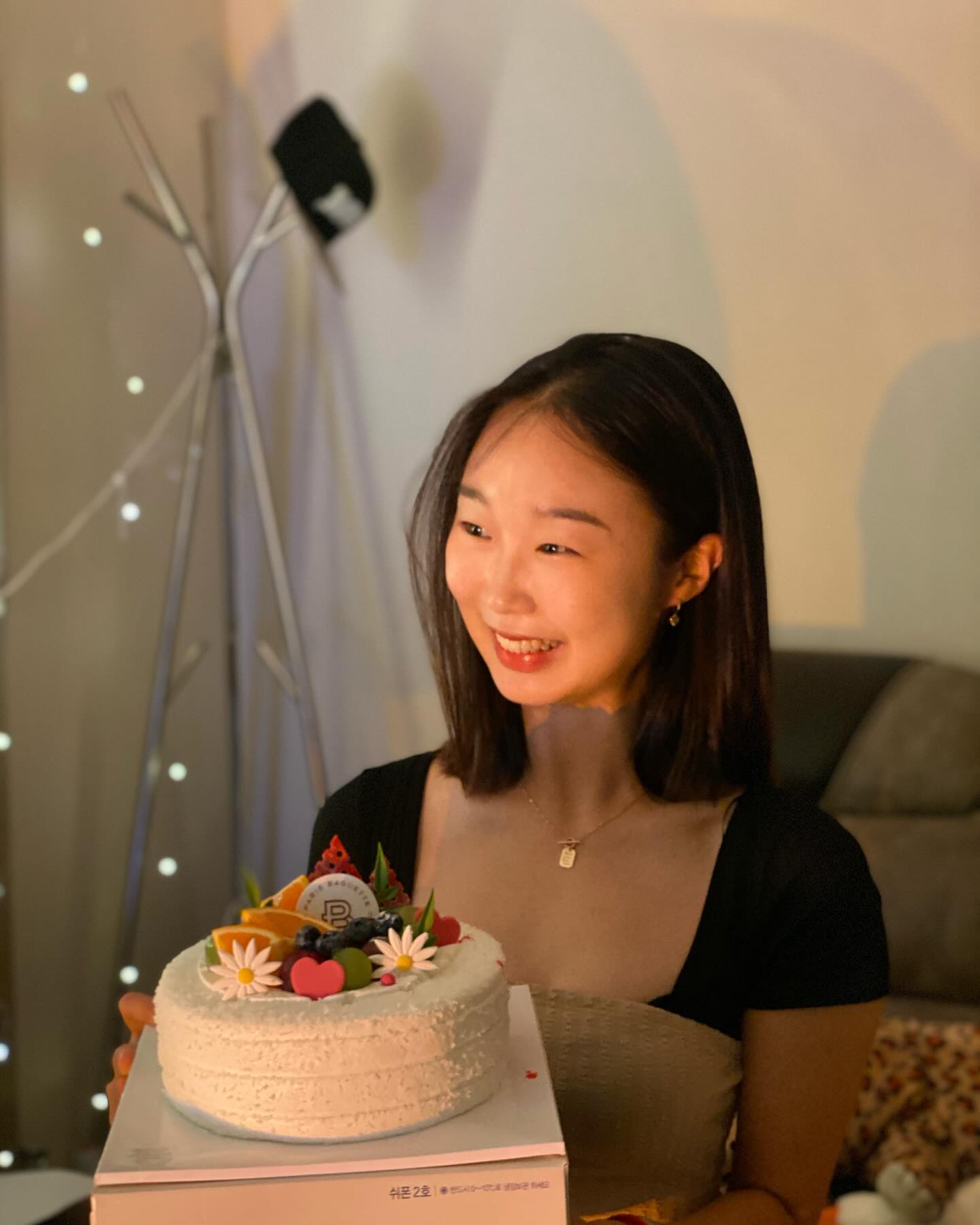 빛나게 살자✨

꿈을 꾸고 꿈을 실현시킬때 내 모습이 너무 사랑스러워서 히히💖

연말파티 겸 만다라트로 2024년 목표 세우기 프로젝트 기획중~!! 대구? 제주? 어디서 하지?? “좋은거 같이하자!”