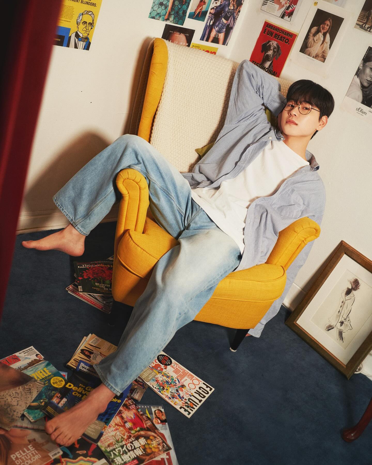 .
대문자 E 80%에서 소문자 e다 못해 
i가 되고있는 요즘 ㅋㅋㅋ 

집이 제일 행복해요🫠 
.
model hoonye_ria 
photo youan_snap 
studio naru.space 
.
.
.
#화보컨셉 #스튜디오촬영 #컨셉촬영 #홈스냅 #남자모델 #남자배우 #남자스냅 #인물스냅 #스냅촬영 #스냅사진 #연영과 #스튜디오스냅 #sonyportraits #portraitphotography