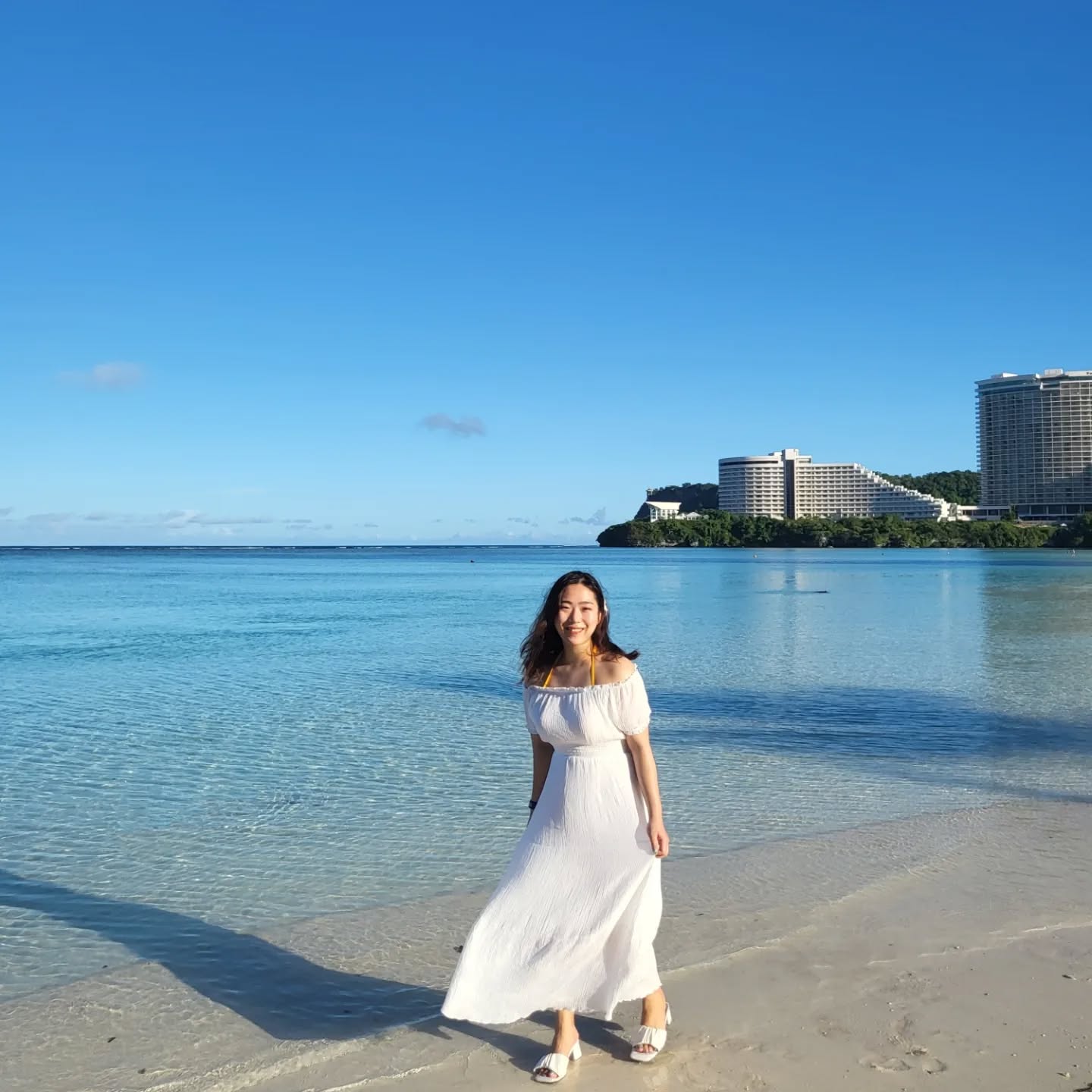 .
🌴 𝑰 𝑳𝑶𝑽𝑬 𝑮𝑼𝑨𝑴 _ 𝑫𝑨𝒀 𝟒 🌺
.
.
괌에서의 마지막 날✈
조식 먹고 바로 🏝투몬비치 본전뽑기
아무도 없는 해변이 흔치 않아요... 😂
.
.
.
#괌여행🌴 #괌맛집 #괌3박4일 #괌4일차 #투몬비치 #괌투몬비치