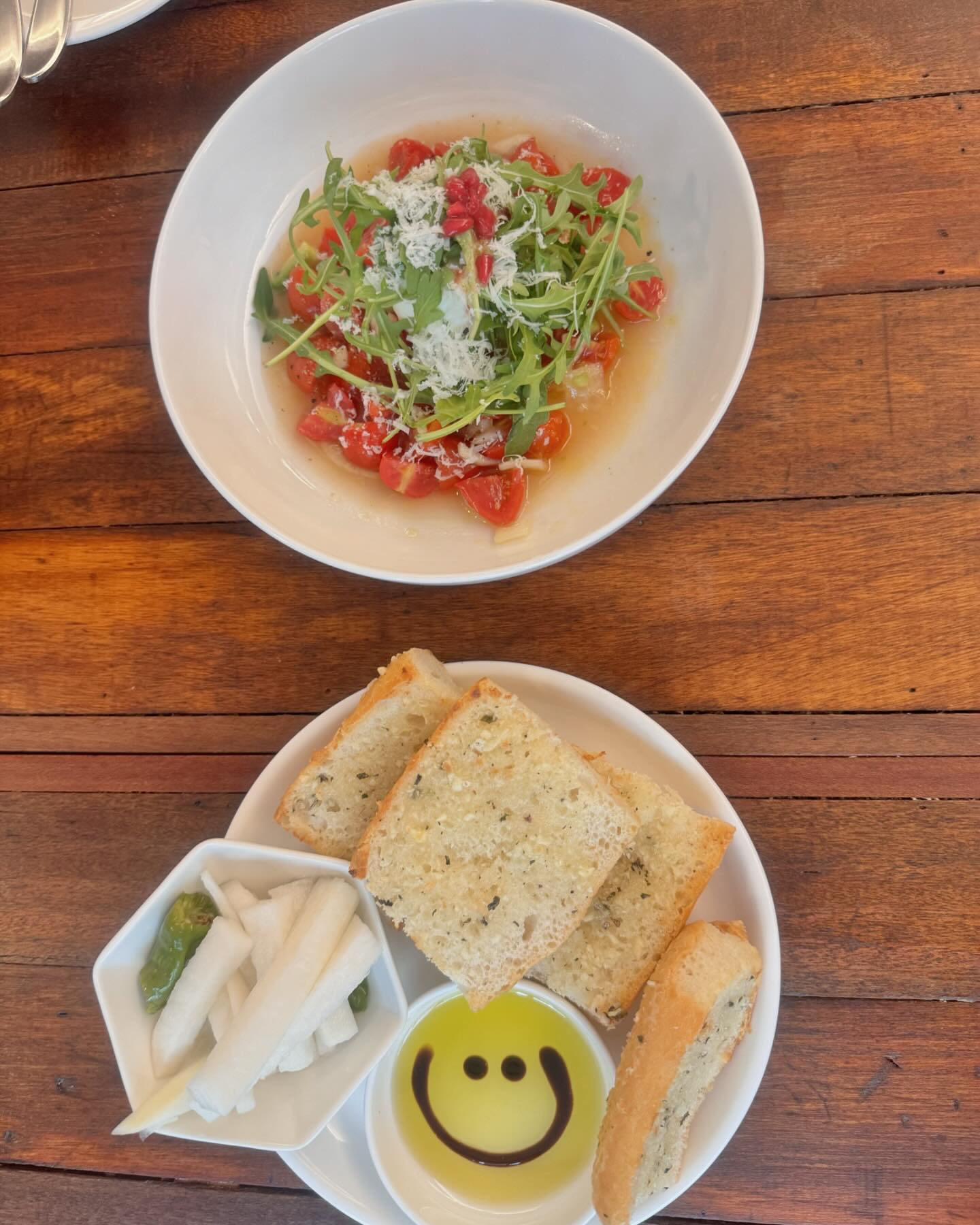#엥스타그램 #암혼퇴사자 #전주피콜로 

오랜만에 만나서 수다떨고 먹고 좋구먼
다들 먼길오느라 고생햇졍 
우리 설희 이모들한테 사랑 듬뿍받음 🐕‍🦺