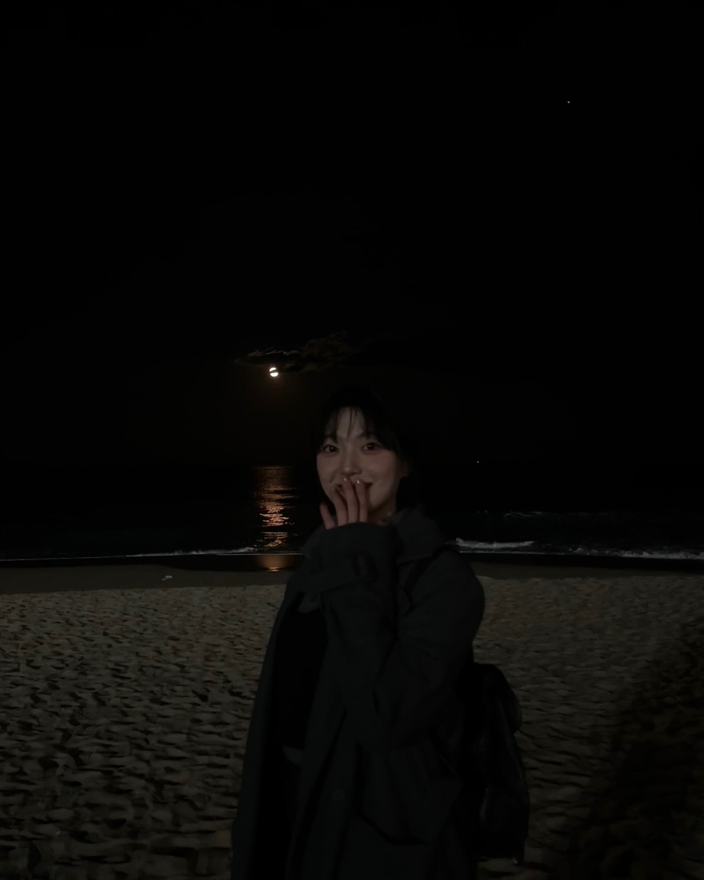 月