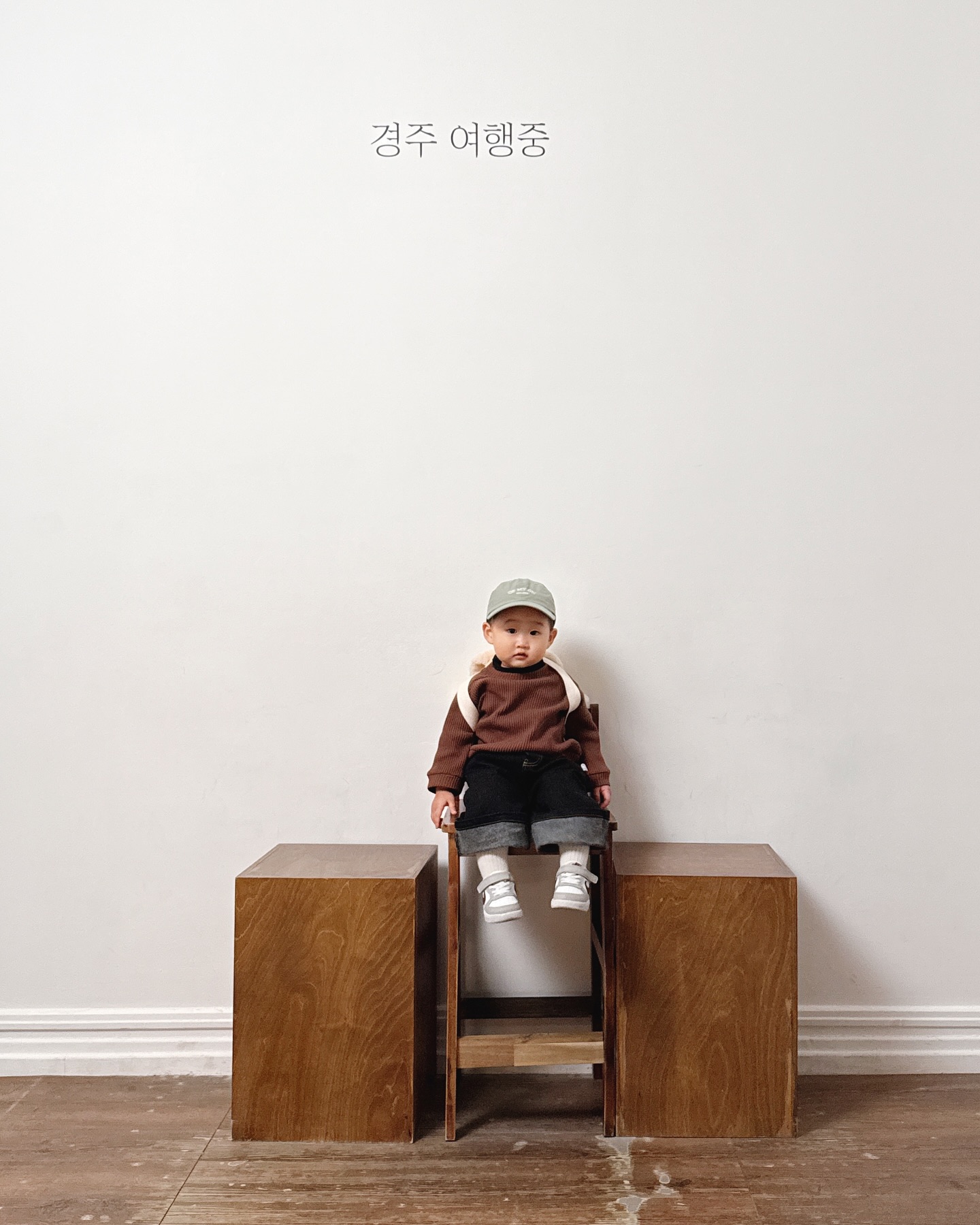 급 떠난 경주여행🍁
무계획이었지만 우리가족 함께라 즐거웠던 1박2일: )
.
.
.
#경주여행#아기랑경주#라한셀렉트경주#대릉원#첨성대#동궁과월지#황리단길#가을막바지#15개월아기#485일아기
