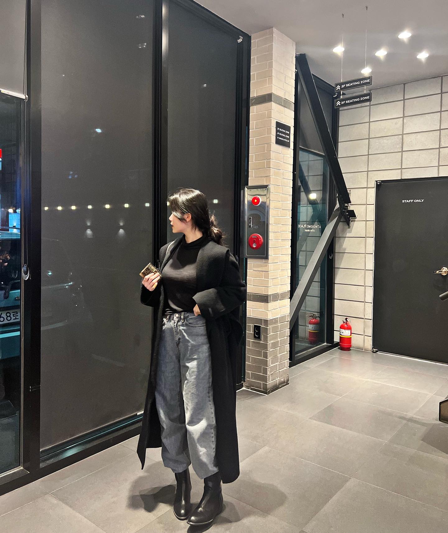 켈리 웨스턴 미들 부츠 밑창 보강까지 되있는 
디테일 진짜 왕죵 내 스타일 ,, 🫠🖤

#스타일보보 #stylebobo #부츠