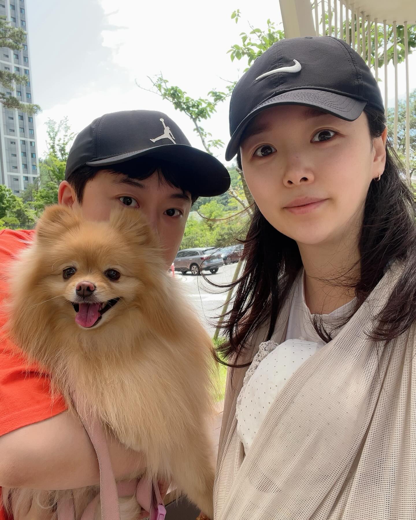 보리랑 다은이랑 첫 산책🫶🏻 #애개육아중👶🏻🐶
