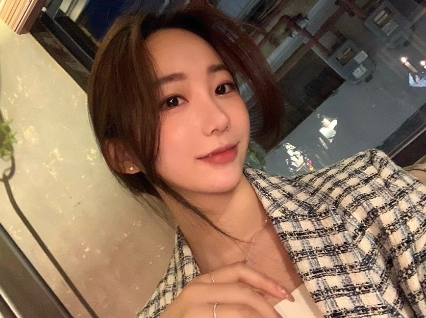 뷰러 안 하니까 세상 순듕순듕해졌어... 완전 럭키비키잔아☘️