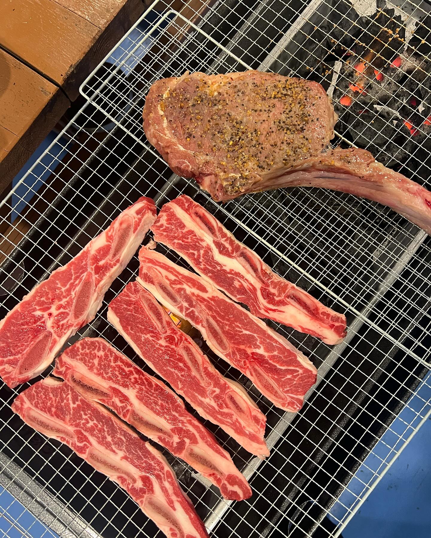 시댁 주말에 다녀오고 
연휴는 강릉에서 

너무 배부른추석 
사진보니 입이 행복했네 🩵
근디 여름은 언제 끝나는거지🙄

#강릉#의둥이#가족여행#친정찬스#라임비치펜션#아들둥이