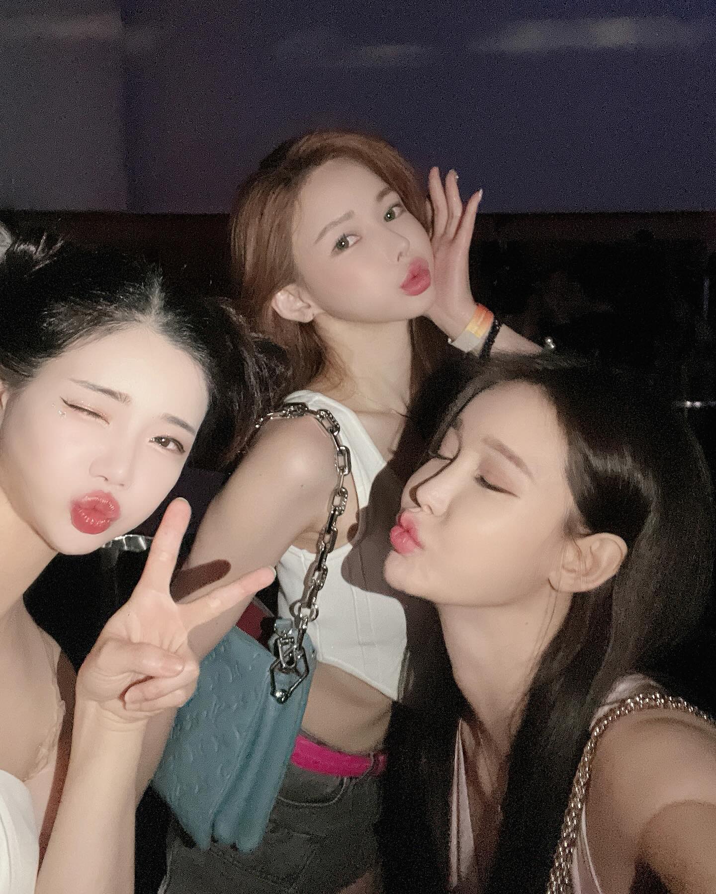 #집순이 노잼 🥱

#No 귀차니즘!! 
항상 지나보면 재밌잖아🤭
올해는 체력이 닳을때까지 더 열심히 놀아보잡😅😅

#see u soon 
#예쁜이들 ❤️