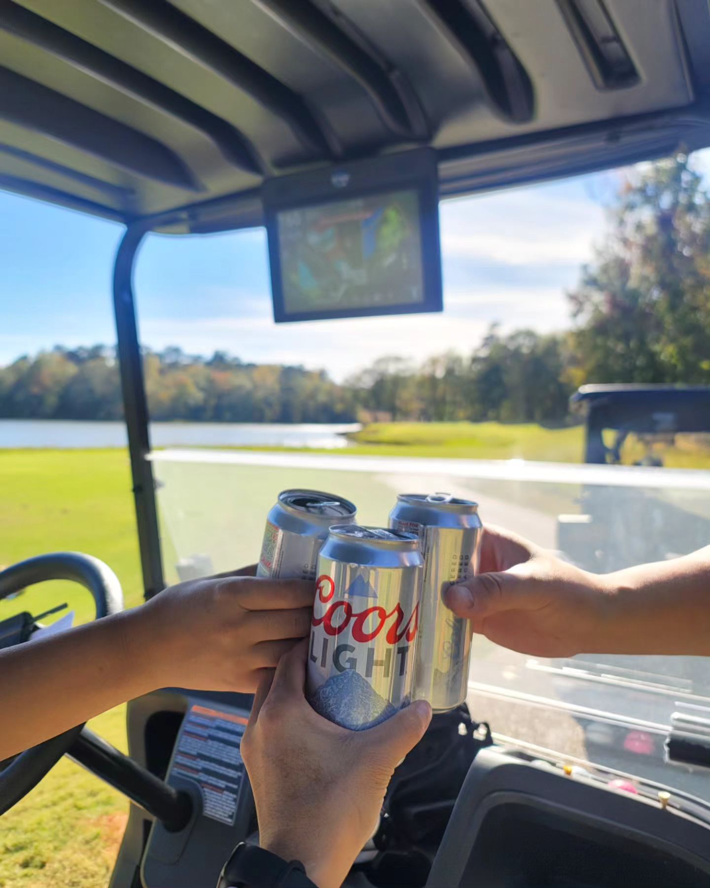 골프엔 맥주!

#골린이 #골린이성장일기⛳️ #운동인플루언서 #라운딩 #미국골프 #골프복 #일상 #소통 #운동소통 
#운동스타그램 #골프소통 #운동하는여자