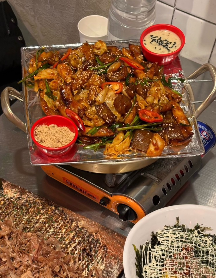 잠실맛집 우기식당, 껍데기항정부터 다양한 술안주 찐맛집 포장마차 분위기로 핫한 방이동 술집