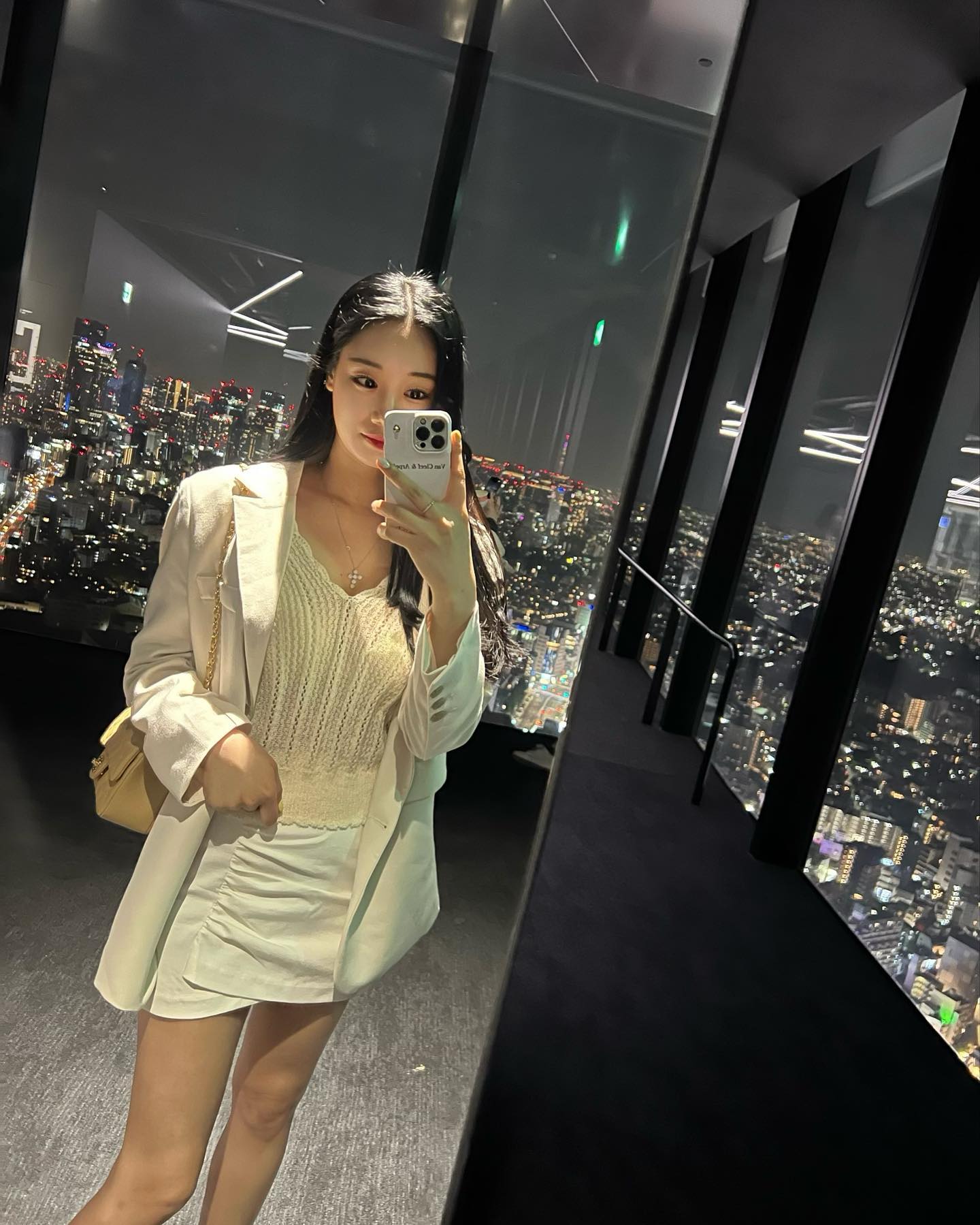 오늘 진짜 기분좋은 날 5월19일☺️
기념으로 올릴사진 없으니까
일본여행사진이나 더풀기🍀 스스로 자축👏🏻👏🏻
