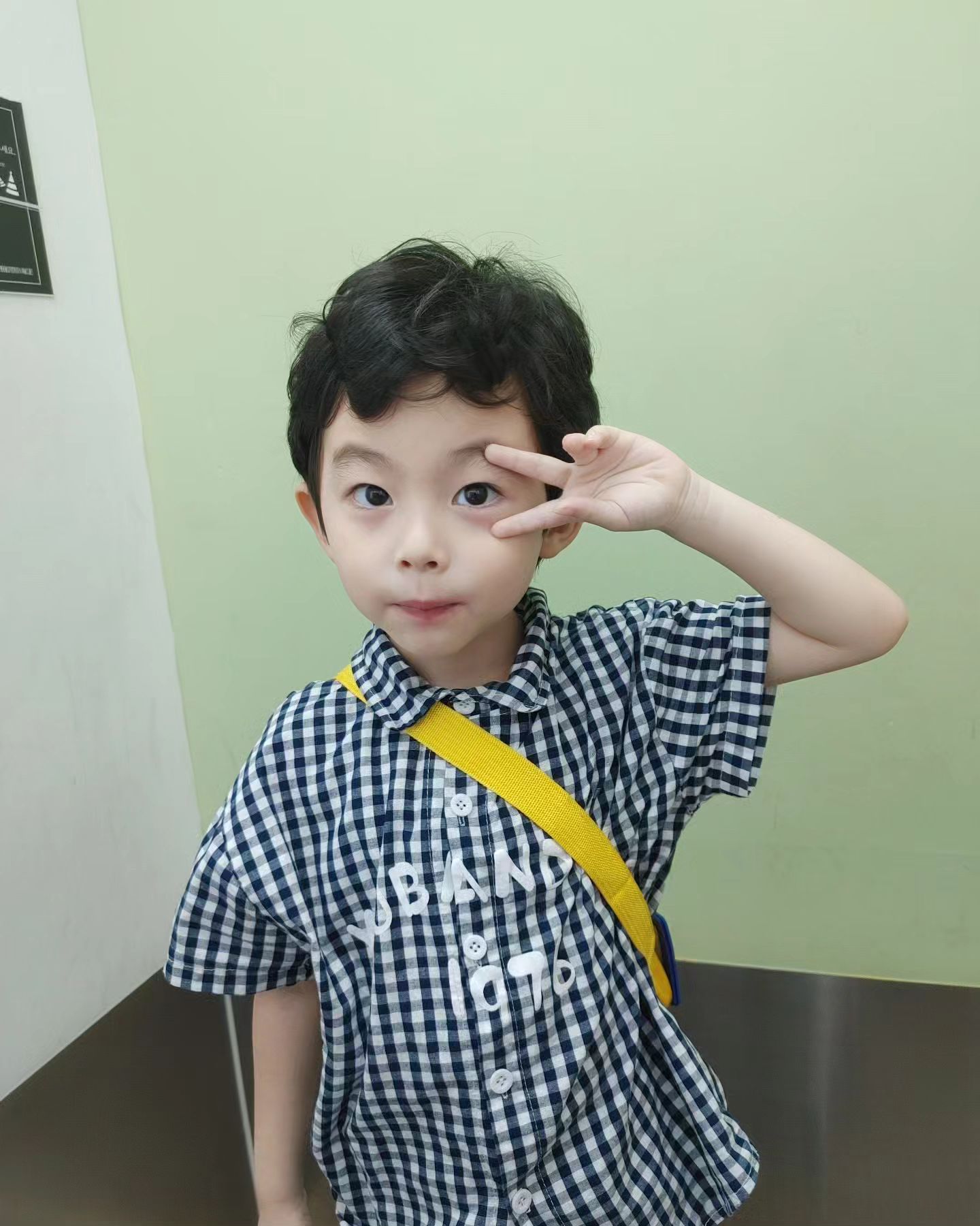 남자는 머리빨이지~~~
인생네컷 찍으러 왔는데 고데기가 있어 앞머리만 후딱 말았음!!ㅋㅋㅋㅋ
기여워♥♥

#남자 는#머리빨#미남#얼짱#얼짱아기#김라온#라온일상#언제나#사랑스러운#내#단짝#사랑해 ♥♥