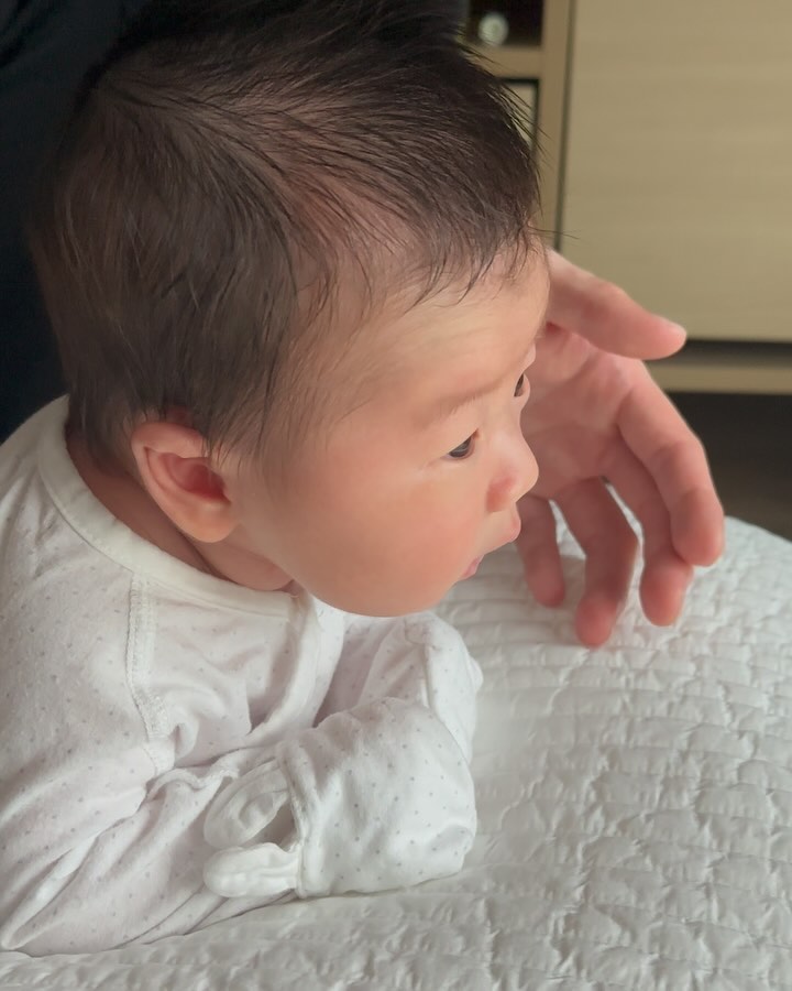 눈 감고있는 사진밖에 없는 0개월 찬이😴
지금 보니까 진짜 작았구나...
앞으로 더 쑥쑥 크자! 아자자찬!

#용띠 #용띠아기 #0개월 #0개월아기 #육아 #육아스타그램 #육아일기 #엄마스타그램