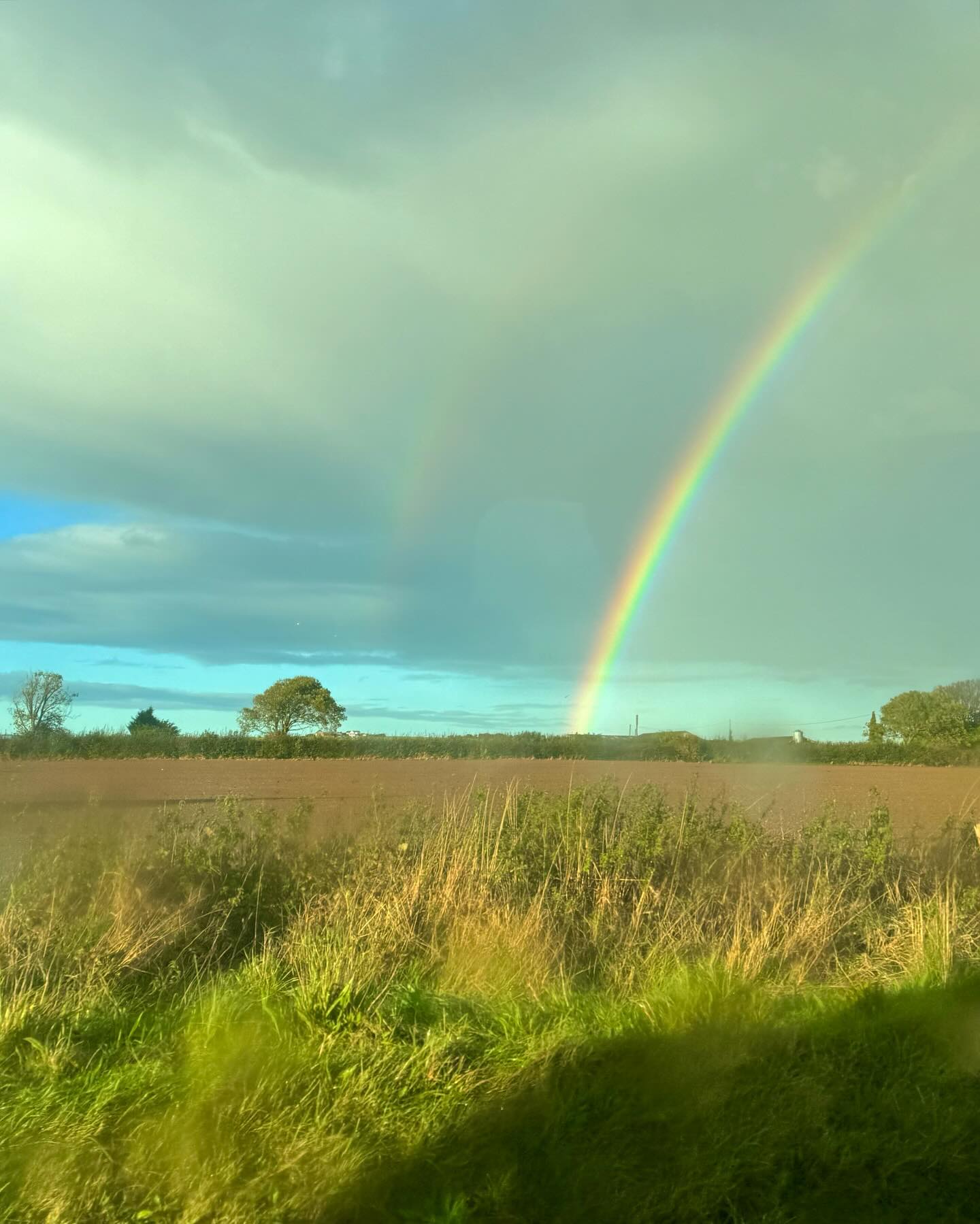 💧🌈⛅️