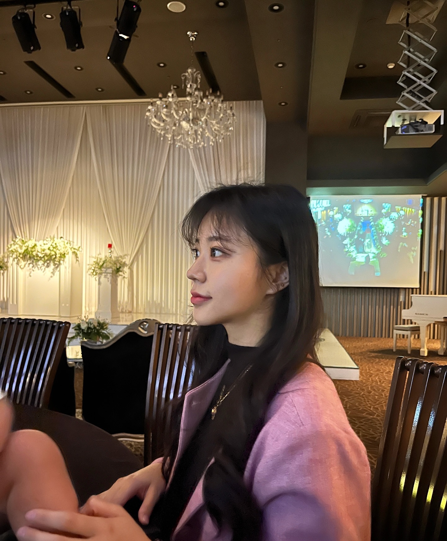 김잔디🌱
머리가 다시 자라나는중인데 자라나기 무섭게 매일매일 뽑히는중

.
.
.
.
.
.
.
.
.
.
.
.
.
#산후탈모#산후탈모중 #잔디#잔디인형#잔디머리#일상#소통#육아맘#아기맘#육아일기#육아소통#육아스타그램#육아맘#아들맘#연년생#애둘맘