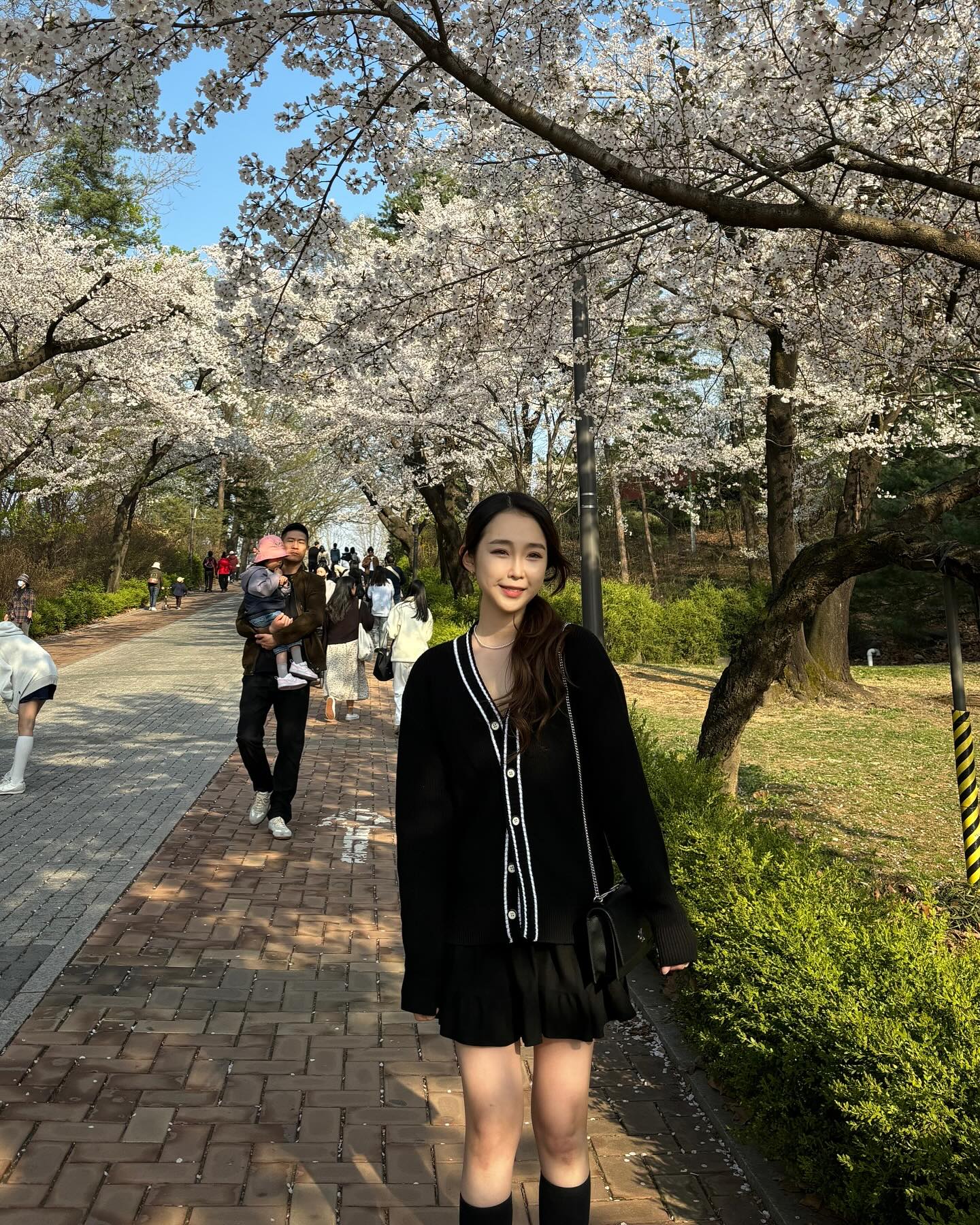 벚꽃보니까 마냥 즐겁더라 🫧🌸