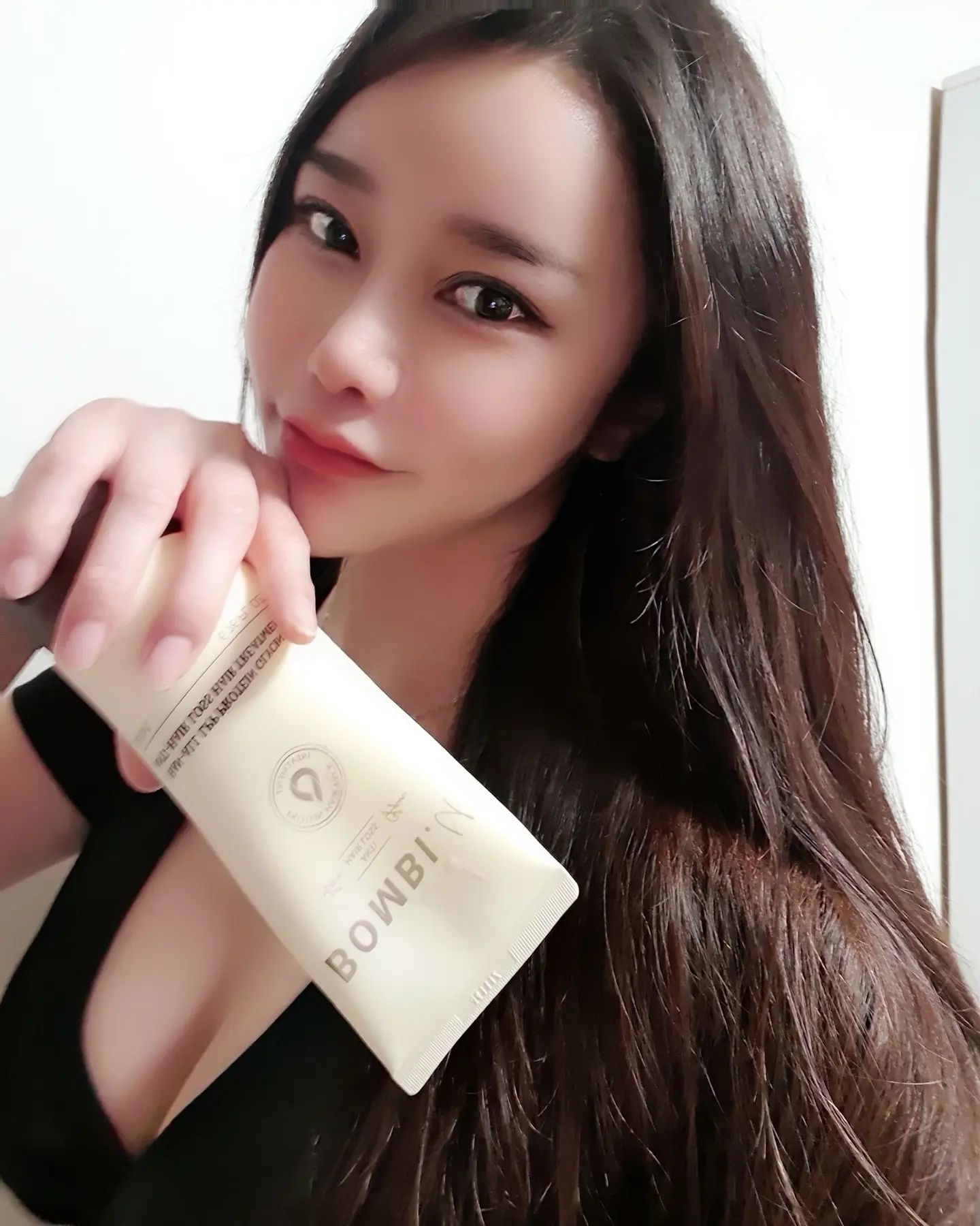 #협찬
빗질만하면 뚝뚝끊어지는 내머리 ㅜㅜ머리빗기무서웠는데
감고 말리고나서 빗질안해도 부드러워졌댭

깔끔하게 이쁘게생겨서 욕실에 두면 인테리어 효과 up
구매는 네이버에 봄비유 샴푸를 검색해주세요

 #봄비유 #봄비유트리트먼트 #헤어트리트먼트 #트리트먼트추천 #두피관리 #헤어팩 #단백질트리트먼트 #두피트리트먼트 #트리트먼트 #LPP트리트먼트 #헤어건강 #모발건강 #두피건강 #머릿결관리 #두피건강 #두피각질