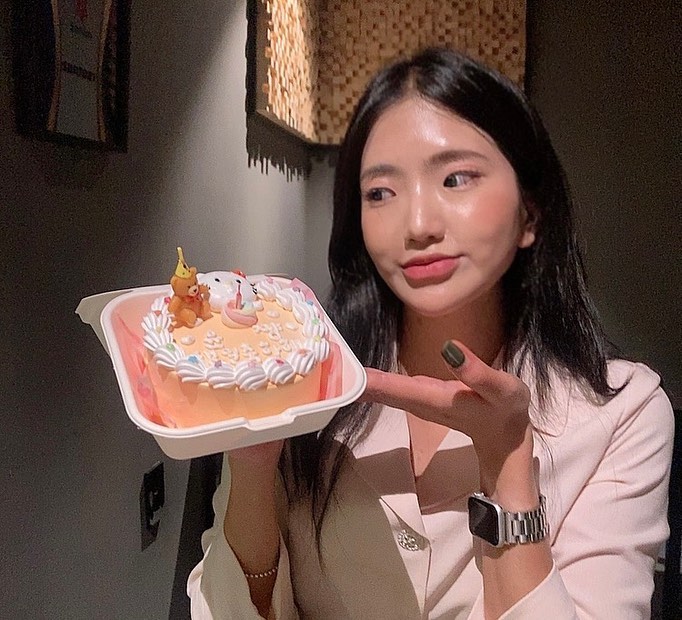 올해 생일도 햅삐 #❤️‍🔥

소원 이뤄지게 해주세요...#🙏

 #❤️ #HBD #bday #🎂 #생일 #로지우라 #생일선물 #2023 #요즘핫한 #요즘일상