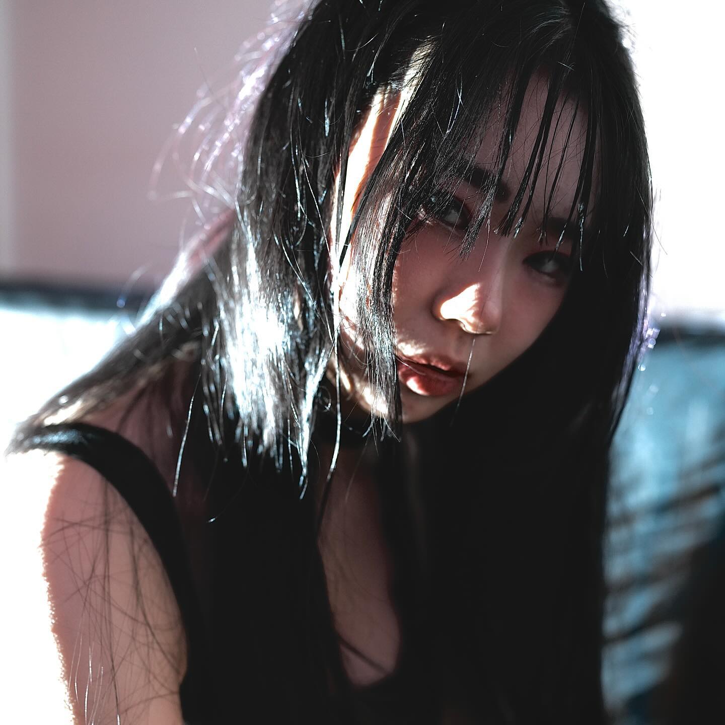 _
[鬱寂］
_

M. @._u_seol_
H&B. @.zinn_makeup
P.@.teen.stargram

#스냅모델 #모델 #일반인모델 #스냅사진 #스냅촬영 #컨셉사진 #컨셉촬영