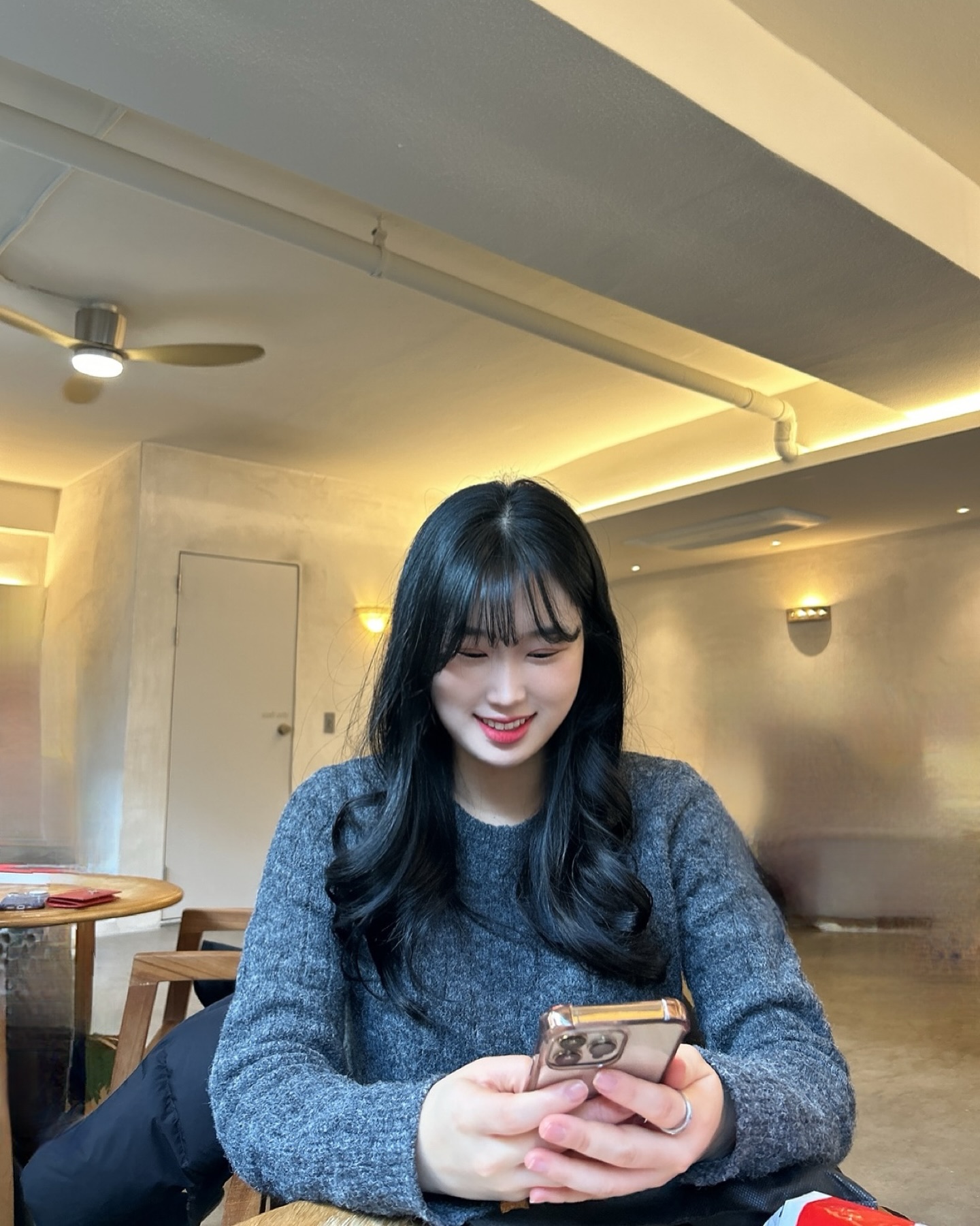 히힣