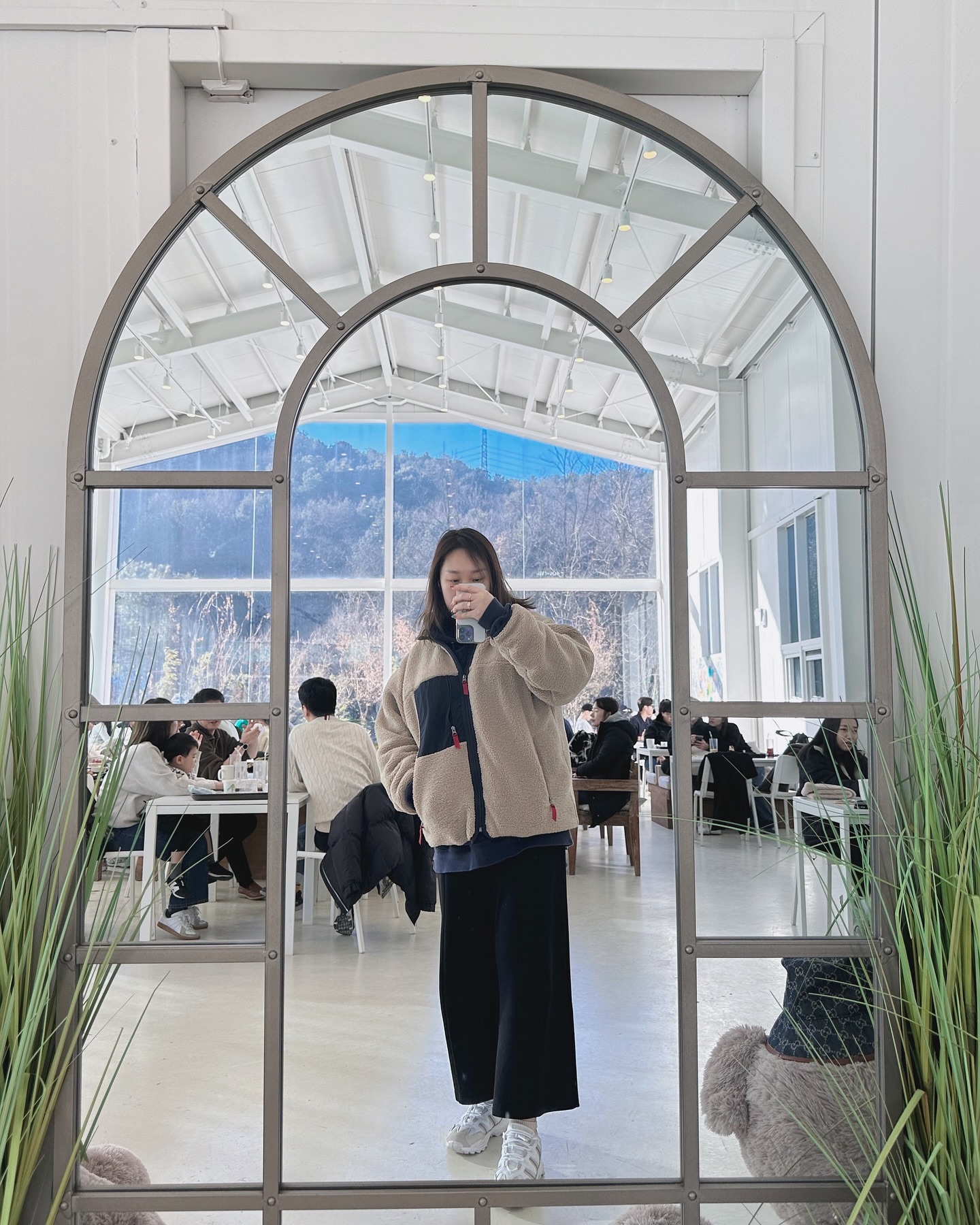 ❄️🏔️☕️🥐🤴🏻👸🏻

#기로띠 #용인카페 #처인구카페 #KIROTTI #뷰가좋은카페