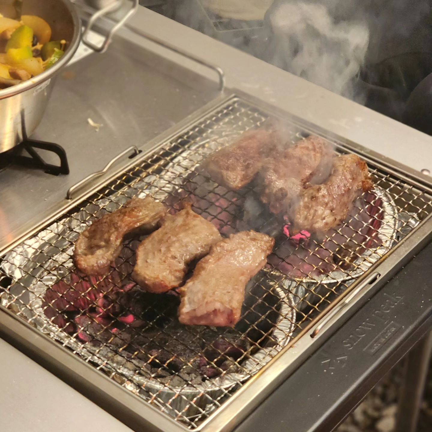 빨리 장박지가서 술먹고 놀고 싶은데
금요일은 도대체가 왜 이렇게 시간이 안갈까요

아직도 3시간 남았다🥲🥲🥲🥲🥲