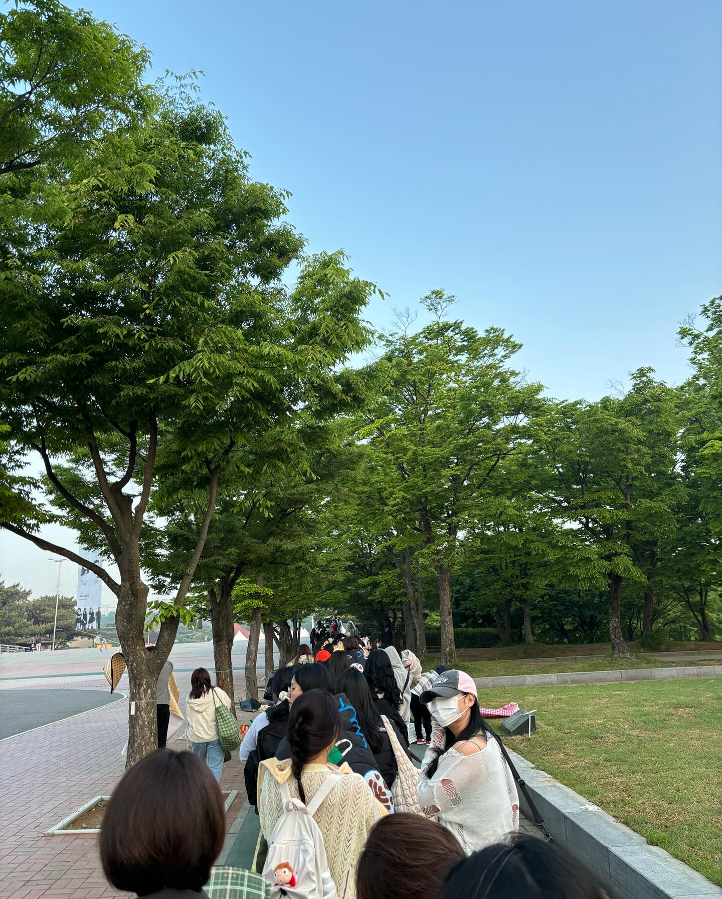 남미새(남우현에 미친 새X)의 하루