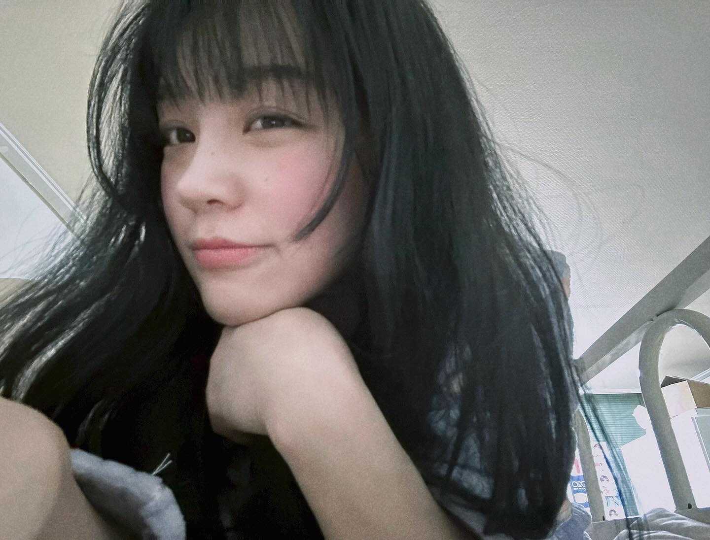 날이 추워서 그릉가 홍조가 생겨버린 나 ,, 자연 볼터치넴😌