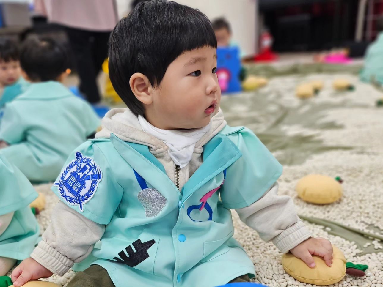 오랜만에 엄마와 함께한 문센
의사선생님이 되어보았어요 🩺
곰돌이 귀띠-🐻