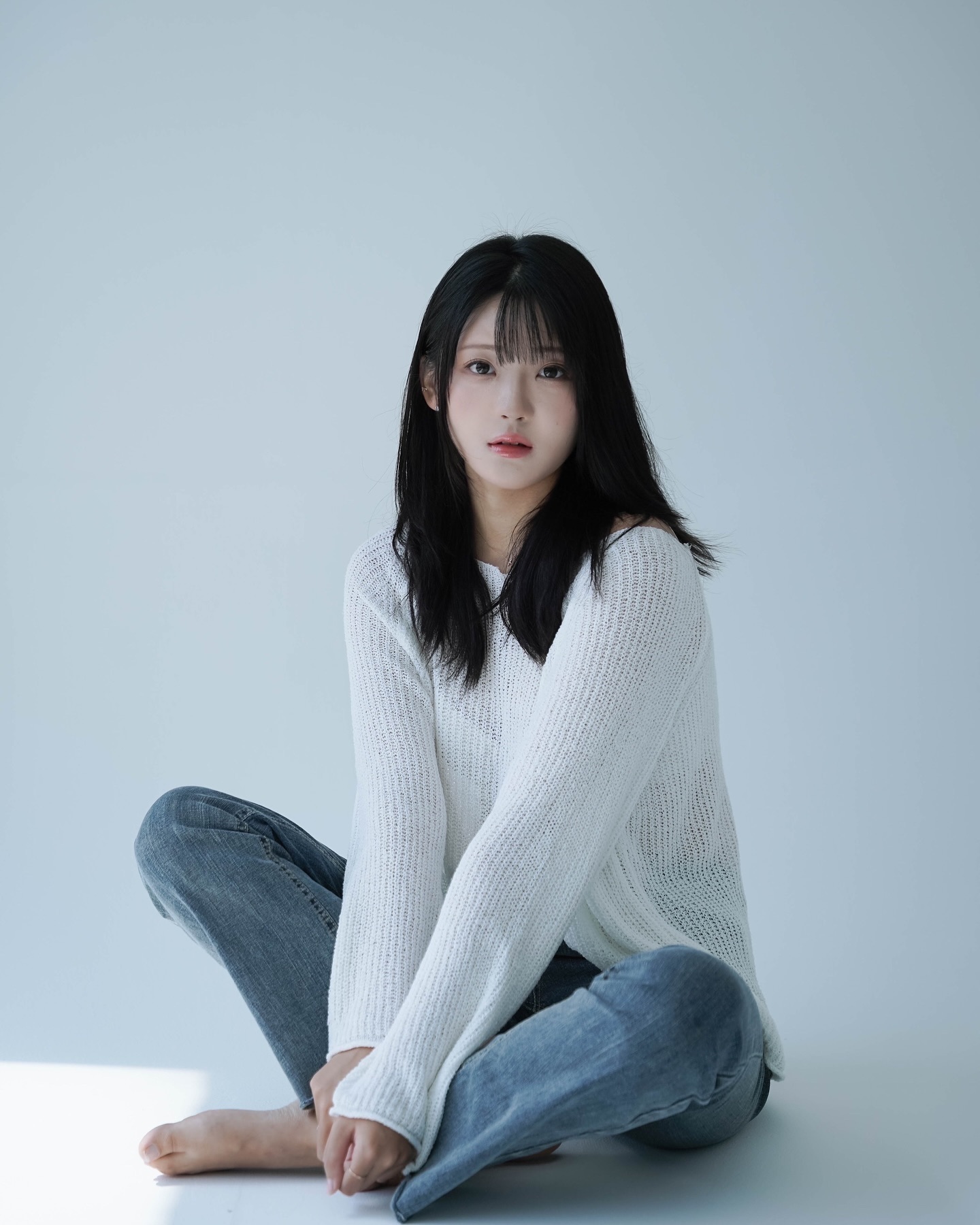 장편 소설을 읽고 있는데 도무지 무슨 내용인지 감이 오질 않아. 
오랜만에 찍은 프로필💫✨

따끈 따끈 신규 오픈! starry.studio0 ✨