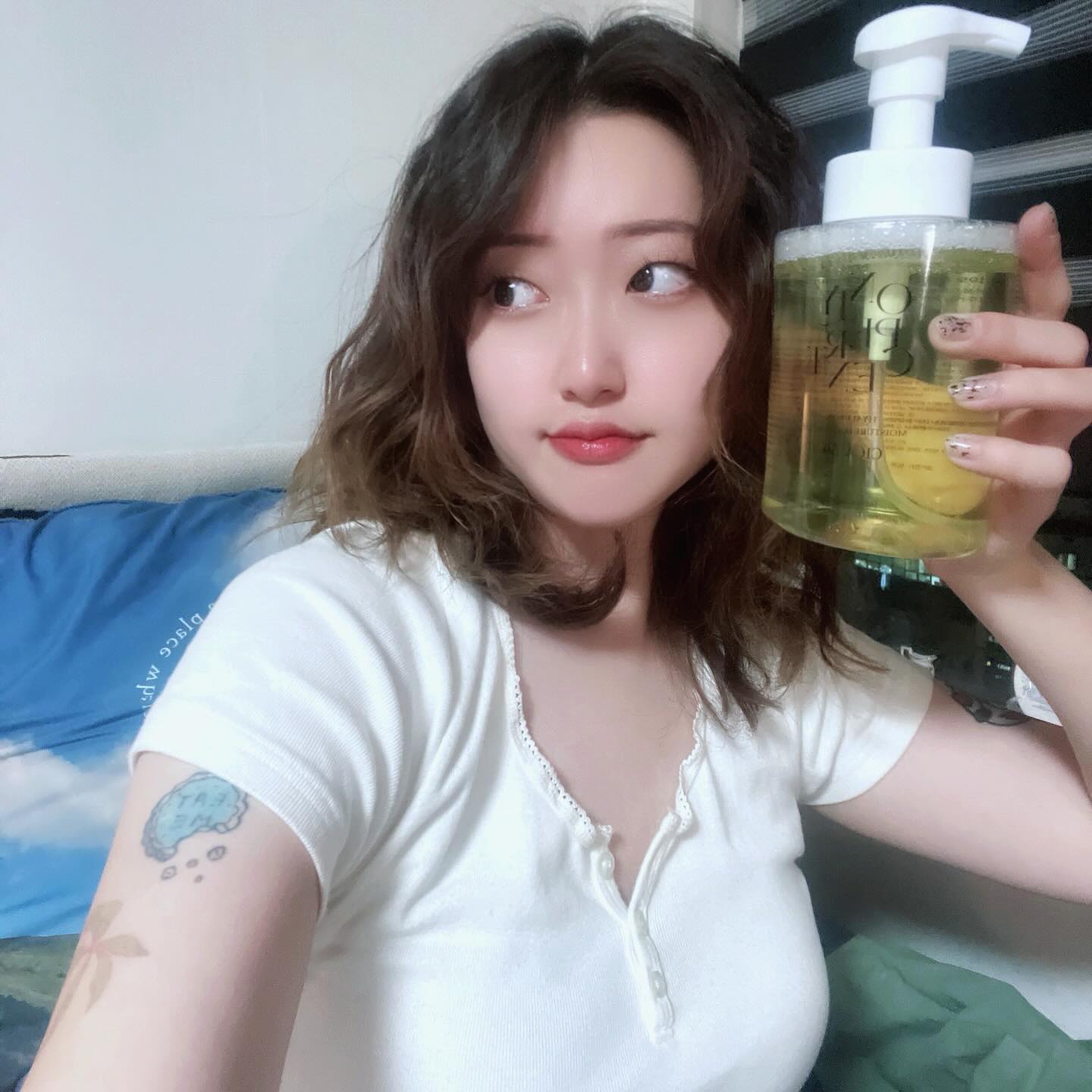 #광고 
onlypercent.kr 
"온리퍼센트 시카 50 히알루론 모이스처 핸드워시"

🧴핸드워시 안 쓰는 사람 없지 않냐구여...🤓

🫧잦은 손 세정으로 건조하고 거칠어진 피부 표면을
🌿인도산 병풀 50%🌿고함량 레시피로 빠르게 진정시켜서 부드럽고 매끄럽게 케어해주는
✨온리퍼센트 시카 50 히알루론 모이스처 핸드워시✨

💦보습까지 챙기는 7종 히알루론산까지 함유되어서
수분은 남기고 노폐물만 말끔하게 케어 가능임~!!💦

#온리퍼센트 #핸드워시 #시카핸드워시 #히알루론핸드워시 #핸드워시추천 #핸드솝 #유아핸드워시 #손세정제 #순한핸드워시