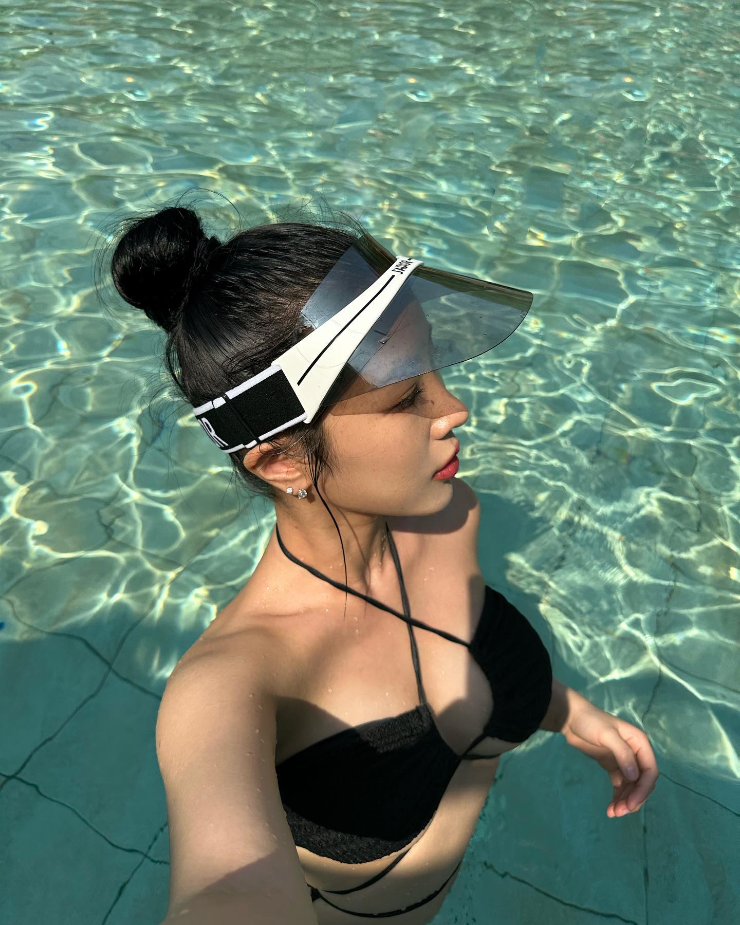 Was technically my first time wearing this sun cap out EVER since I bought it years back ☀️