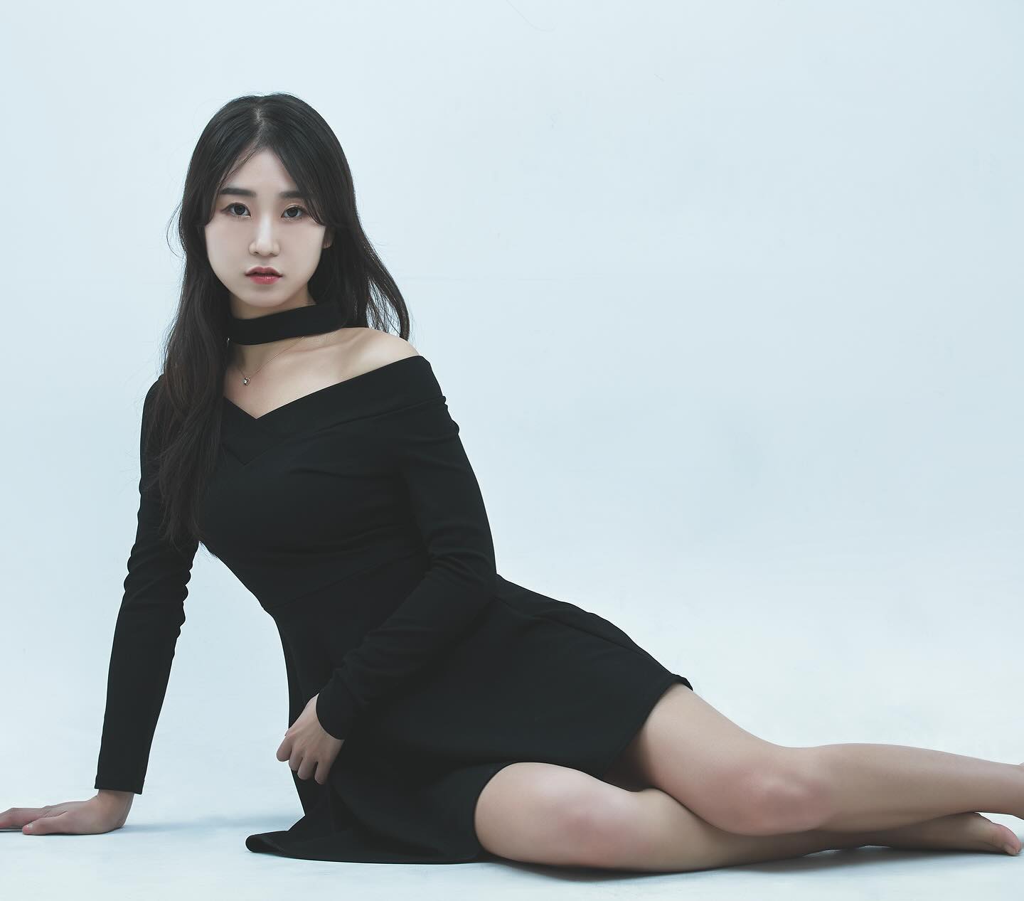 한 평생 스스로 강아지상인줄 알았던 나는
꽤나 고양이상임을 인정하기로 했다.

#프로필맛집 pnstudiopremium studiomoki_official