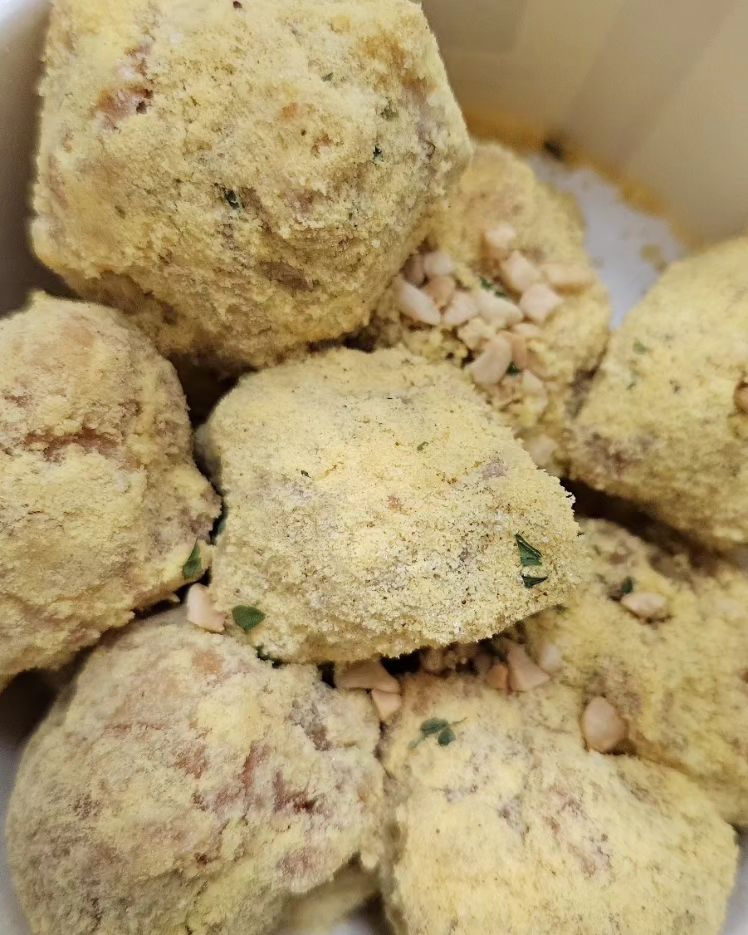 노랑강정~!!
뿌리클이랑 비슷한맛 뿌치오 좋아~
찹쌀붕어빵도 맛있쥐~^^
#뿌치오
#노랑강정
#노랑강정평촌학원가점 
#노랑강정붕어빵