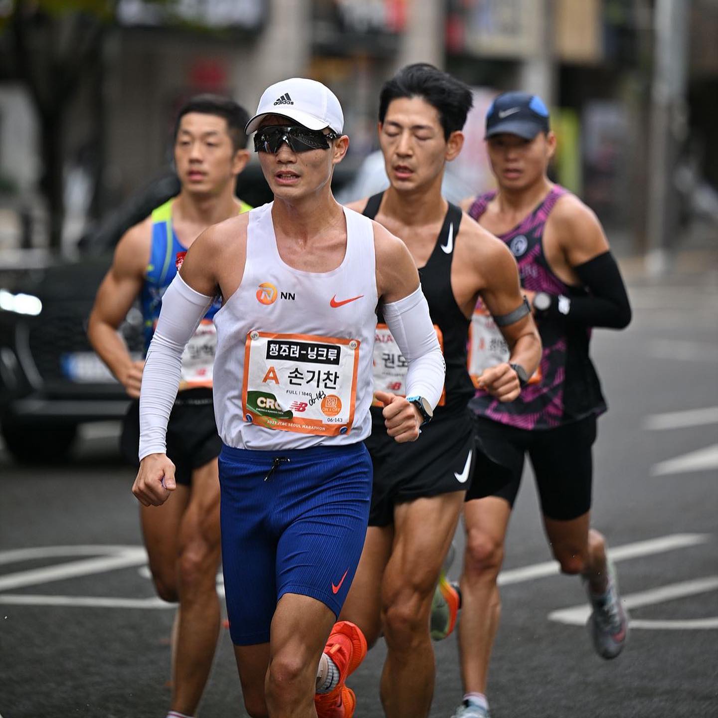 변명의 여지가 없다..
노력하자

지난주 춘천마라톤에서 몸이 좋고 
회복이 좋아 239는 하겠다는 생각을 했지만 날씨와 근육에 피로 때문에 18k에서 DNF…
반성하고 노력하자
3월 동아까지 화이팅🎉