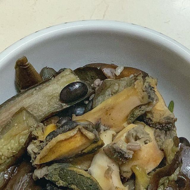 맛도리 감별사 on Instagram: "저탄수 중인 다이어터 분들 주목 ❗️ 밥순이라 괴로우신 분들은 더 주목 ❕ 탄수화물과 칼로리를 반이나 줄여주는데 12분 만에 밥이 된다⁉️ 국내 유일 전자렌
