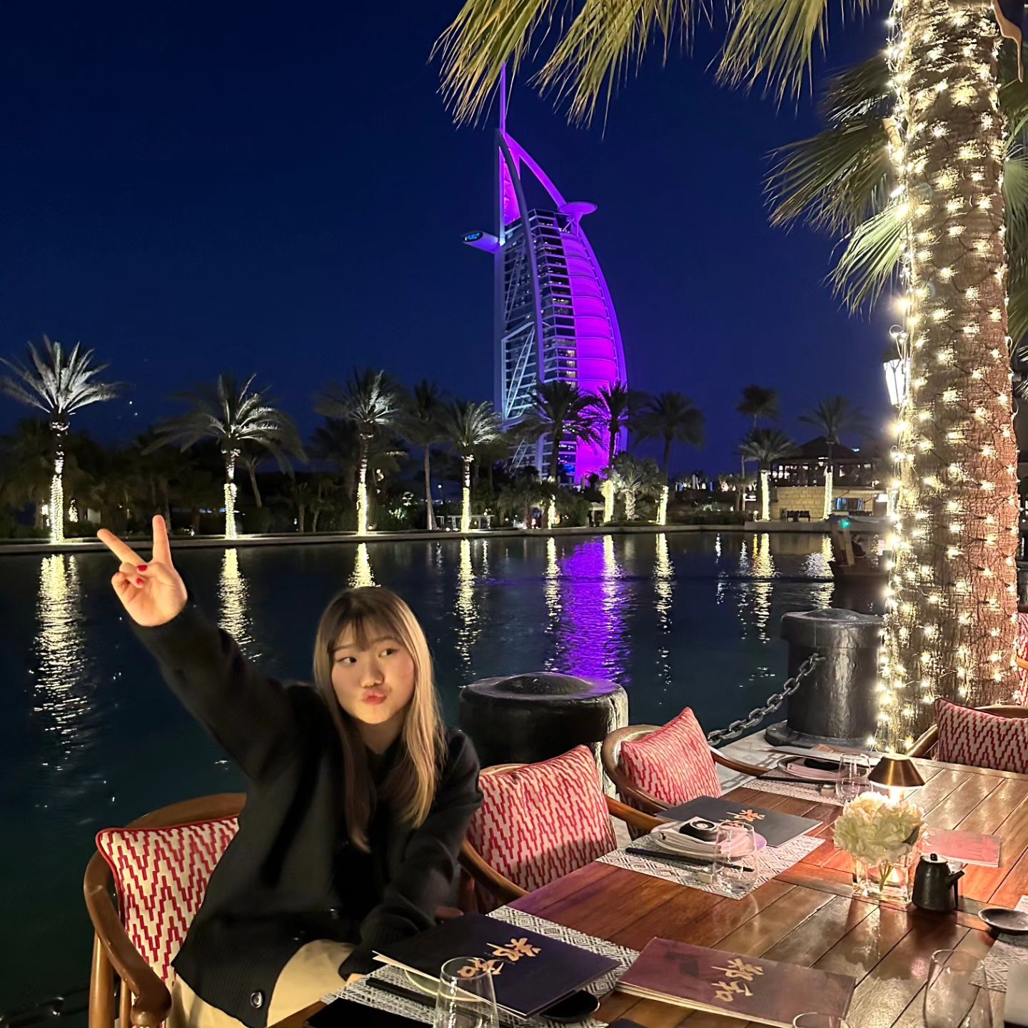 ✌️🌃
