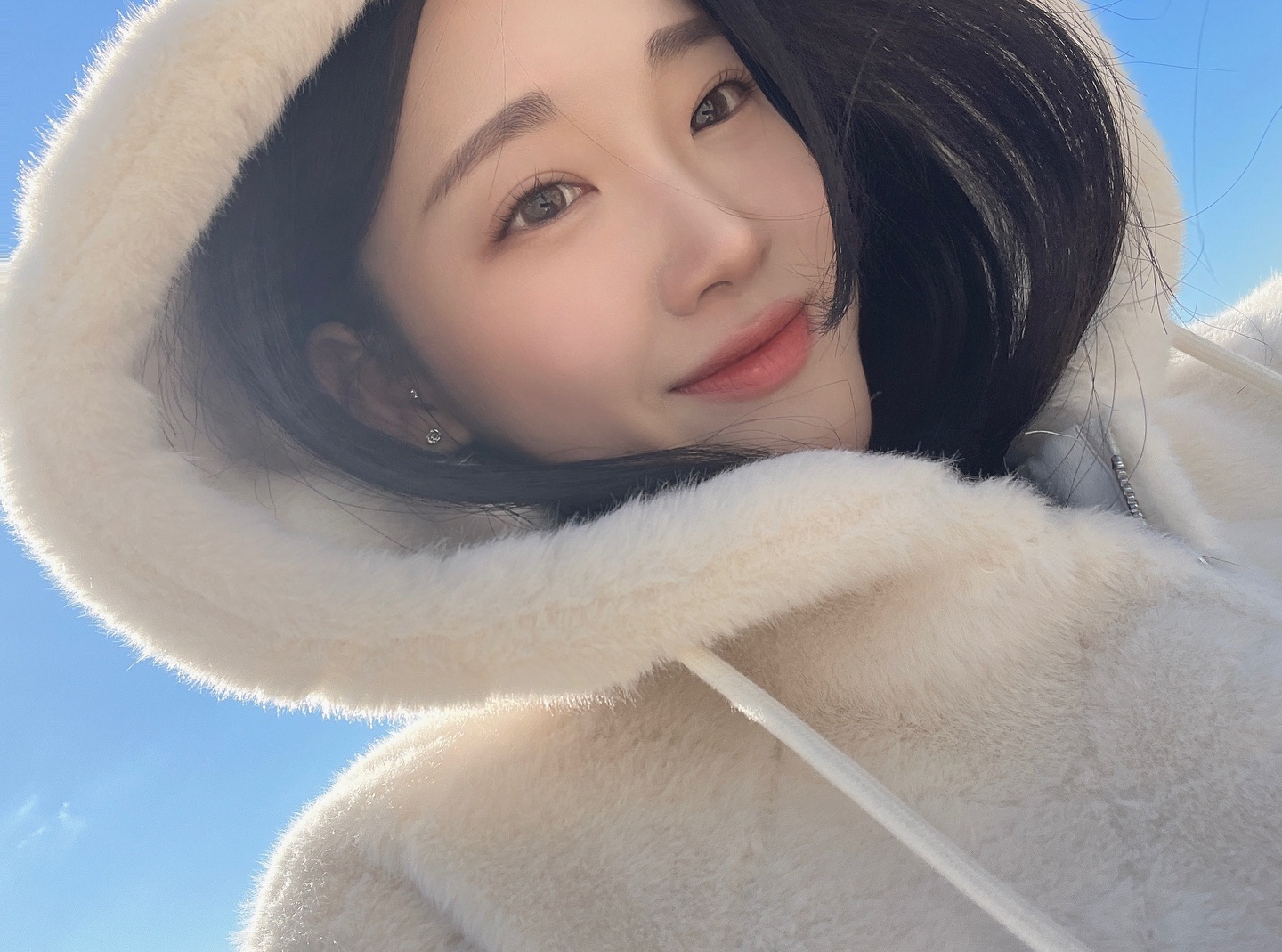 이번 주가 크리스마스라니 🎅🏻♥️
겨울왕국 날씨 🥹 모두 꽁꽁 싸매고 운동 오세용,,❄️
