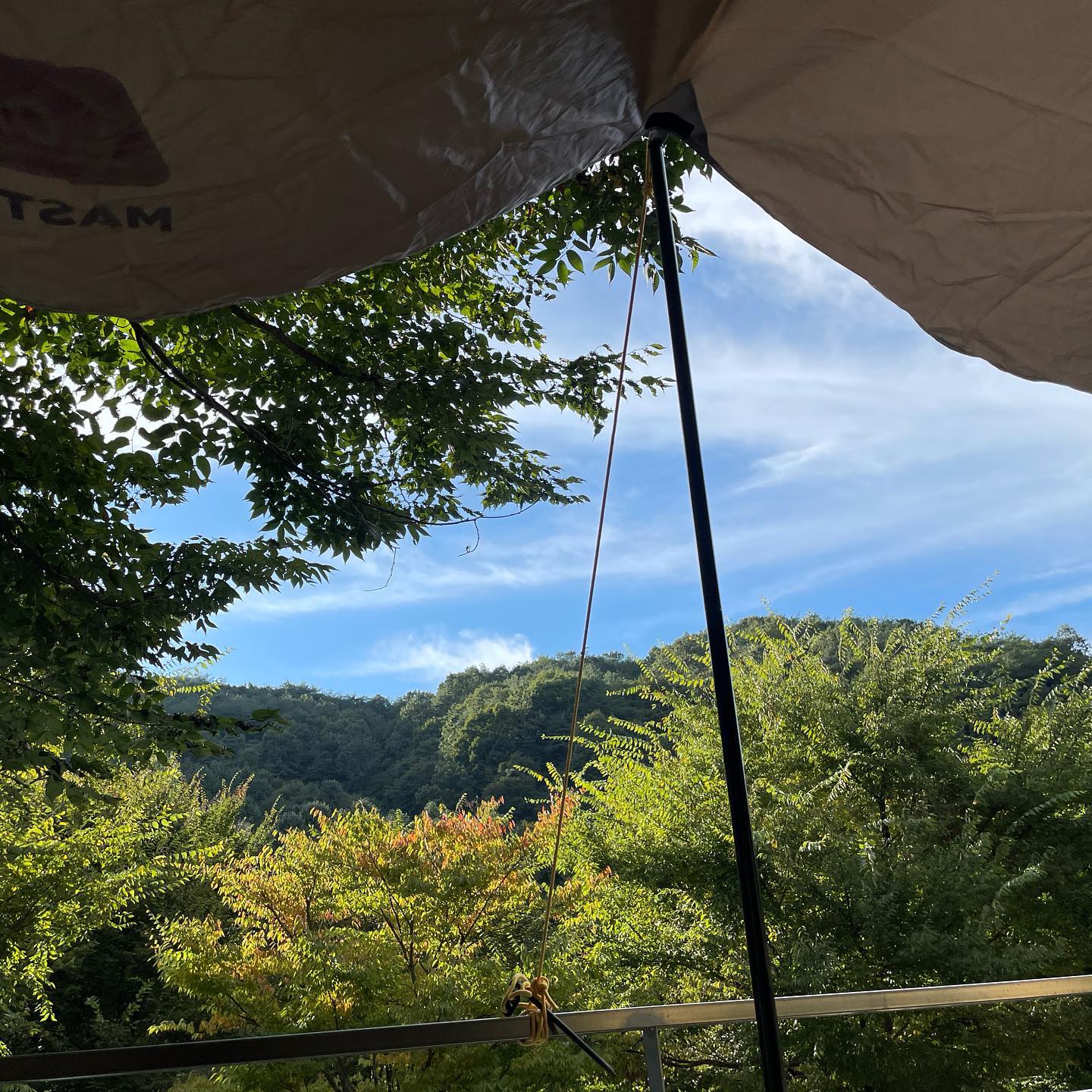 개별 샤워장이 있는 너무 만족스러웠던 캠핑장~
예약도 거의 당해서 했는데 운좋게 넓은자리도 있고, 바로앞은 계곡💦
빨리 캠핑가고싶땅!🥹
#캠핑 #가을캠 #거창캠핑장 #개별샤워실 #캠핑좋아