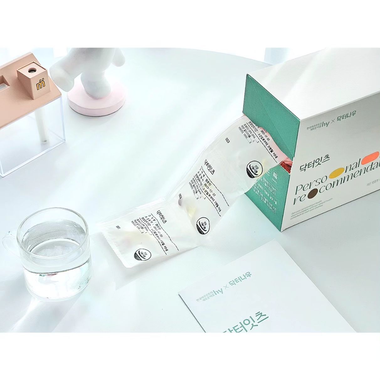 #협찬 #닥터잇츠 #월간영양제

나를 위한 개인맞춤형 건강기능식품이라니, 
한 포 씩 소분되서 챙겨 먹기에 딱좋네요 ♡ 

닥터잇츠에서 시작합니다. 

오메가3 • 비타민C • 아연 멀티미네랄 
저는 이렇게 3가지로 구성되어 있습니다. 

바삐 살아가는 현대 생활속 
자신의 건강관리는 꼭 챙겨주세요. ㅎ

설문 후 의사와 1:1 비대면 상담 후 개인에게 맞춤형으로 추천해주시고, 한달치 하루 한 포씩 편하게 포장되오 오니 좋더라구요. 

이름까지 적혀있고 직접 병원 약국에 다녀온 듯한 ~ 필요한 것 마다 상세 설명서까지 꼼꼼하지요. 

올해는 어떤 건강기능식품을 먹고, 나에게 어떤게 필요한지 의사가 상담해주는 닥터잇츠 개인맞춤형 건강기능식품으로 챙기자구요. 

doctorits_official

#맞춤영양제 #여행 #08L #일상 #닥터나우 #hy #신상품나왔을땐 #육아 #개인맞춤형 #의사상담 #뷰티 #영양제구독 #개인건강관리 #건강관리 #건강챙기기 #의사비대면상담 #개인맞춤영양제
