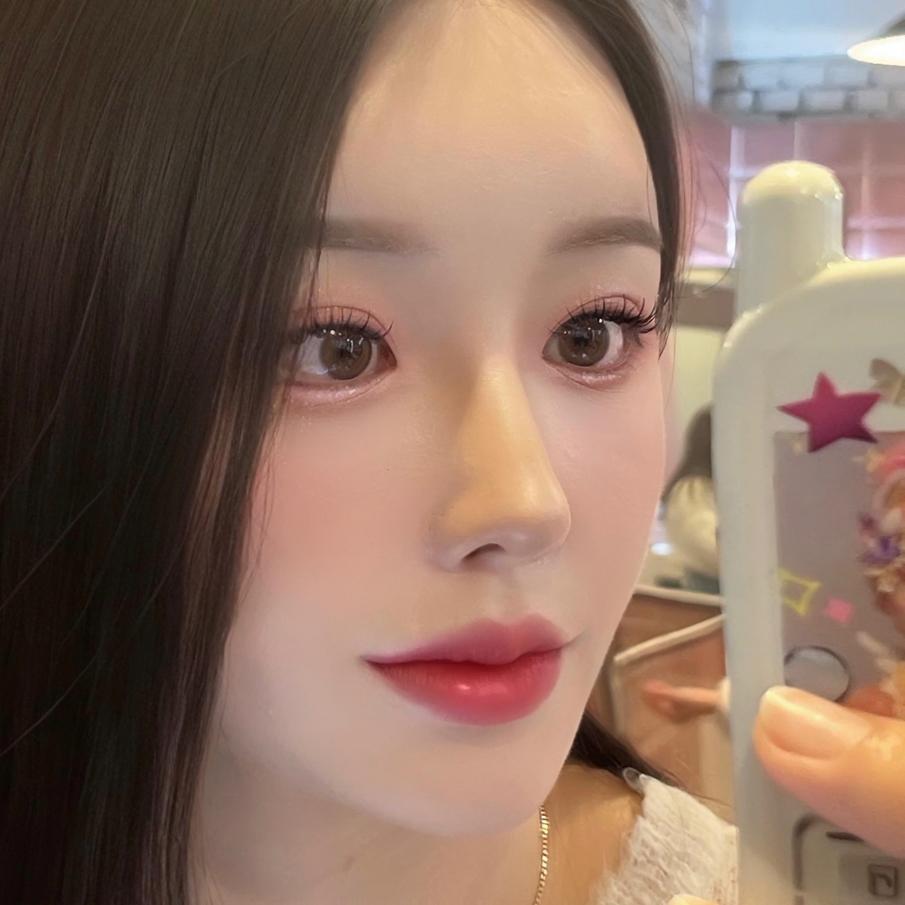 1월부터 꾸준히 다니고 있는 mohni_salon 🤍🩵
풀연장은 안 어울릴 것 같아서 매번 #펌포인트연장만 했었는데, 이번엔 언니 믿고 #플랫모더블볼륨연장 했답니다... 보다시피 결과물은 미쳤죠🫣🫣🫣 눈매가 답답해 보이지도 않고, 내 눈이랑 잘 어울리게 알아서 해주시니까 늘 믿고 가게 되는 #동탄모니살롱 🐰 
-
꾸준히 친구들 델고가는 곳인데 다들 대만족 중ㅎ
#2동탄 에서 #속눈썹연장 하실 분들은 mohni_salon 에 꼭꼭! 가보세요🌸 올 봄에 진짜 이뻐집니다..🤙🏻🤙🏻

#내돈내산 #속눈썹맛집 #동탄역속눈썹 #플랫모더블연장 #관리하는여자