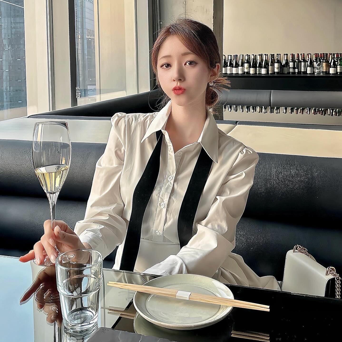 ⠀⠀⠀⠀⠀
이제 언제 볼 수 있을지 모르는 환상적인 콜라보였다...♥️
맛있고 훌륭한 음식들과 술로 가득했던 어제 하루🫶🏻
그래서 이번 주말은 요양데이로 정했어....🫠