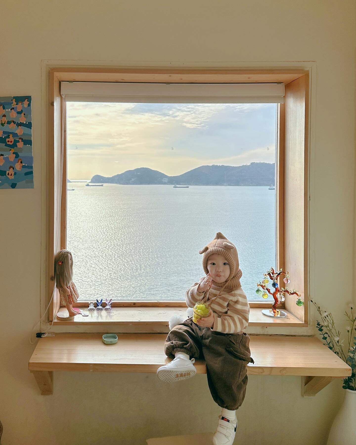 이준이 이쁜 짓~하면 볼 콕 찍음
너무 기엽따ෆ⸒⸒

요즘 말귀를 대충 알아들어서 좋긴 한데
왜 안 들리는척하는데,,,🤦🏻‍♀️