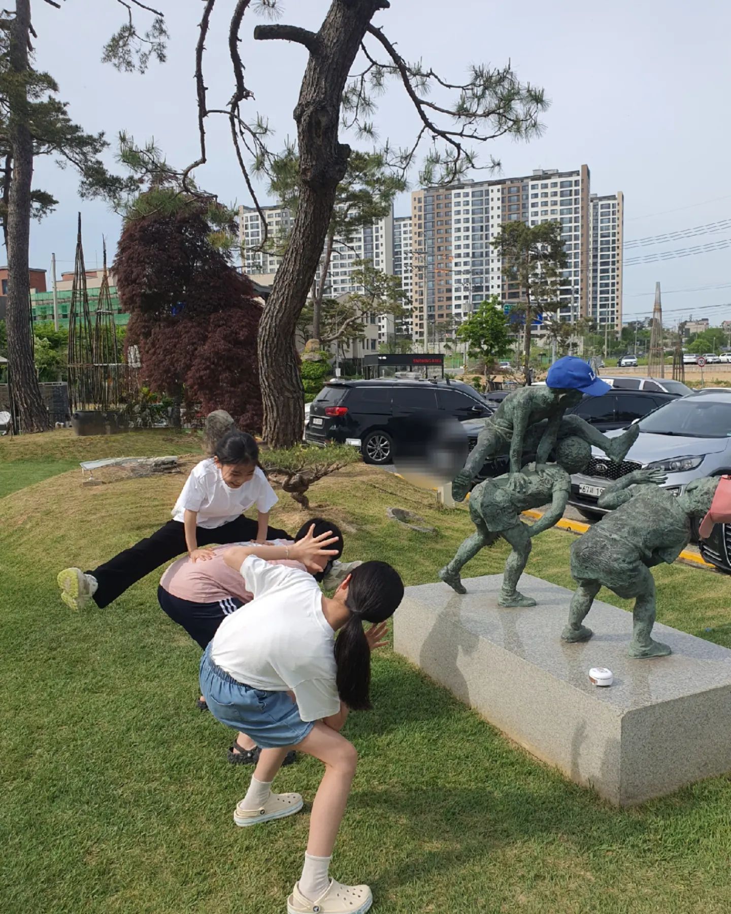 꼭 헤어질 시간에 더 놀더라..이상혀!!!!
아들 수고혔어~~~

이곳 좋네~~~재방문한곳!!

#공주 #월송동 카페 #공주 대형카페 #디자인컨셉 #헤어질시간