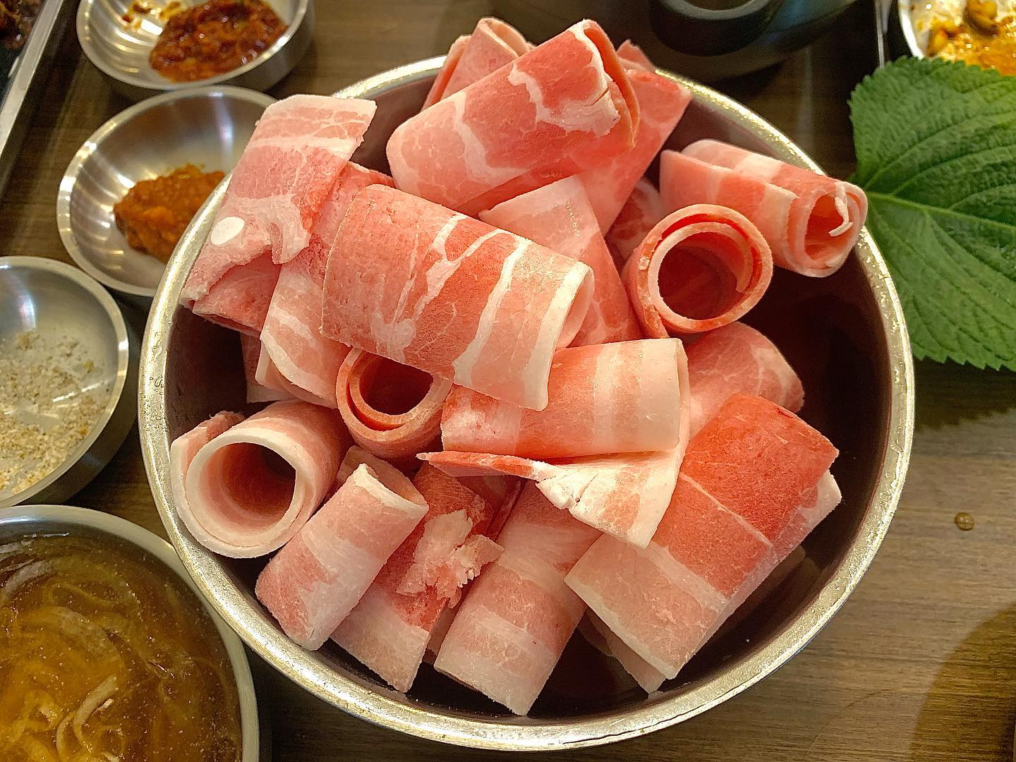 똑똑, 오늘은 대패삼겹살 어때요?