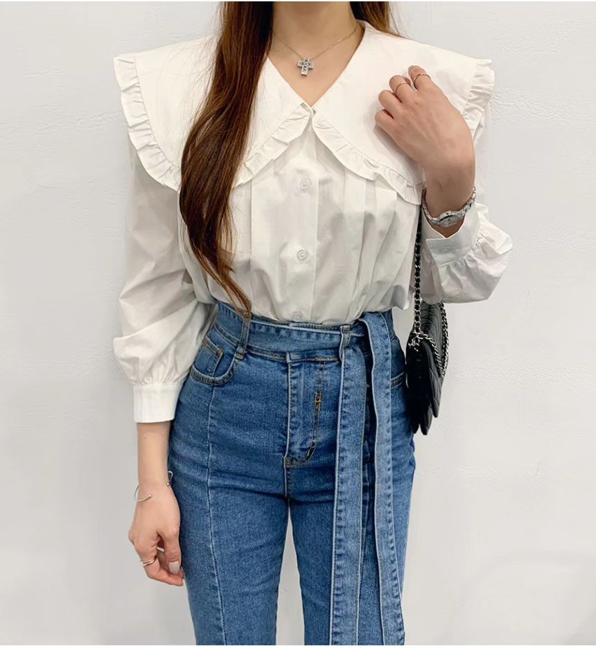 단독으로도 레이어드 이너셔츠로도 넘 예쁜💝

가디건이나 자켓에
카라 쏙 내놓고 레이어드해서 입어도 예뻐요😚

#빅카라셔츠 #레이어드셔츠 #물결카라셔츠 #퍼프셔츠 #예쁜셔츠 #예쁜남방 #가을레이어드코디 #가을룩추천 #겨울룩추천 #가을코디추천
#겨울코디추천 #제이꼬모