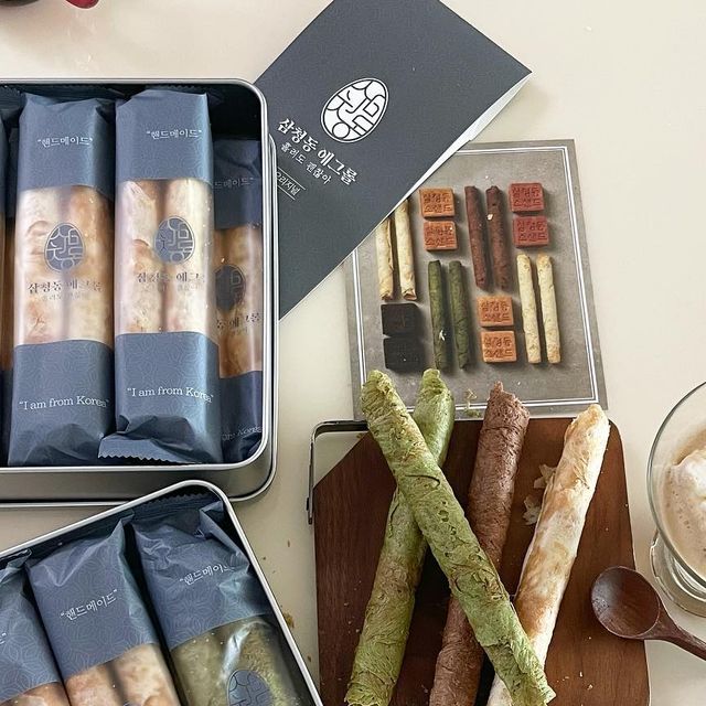 육아👶, 먹방🍔, 홈브런치🥐공간 on Instagram: "#광고#삼청동에그롤 넘넘 먹어보고싶었덤 삼청동 에그롤🤍 드뎌 먹어봐써효😊 삼청동에그롤은 무항생제 유기농 제품만을 사용한다구 해요